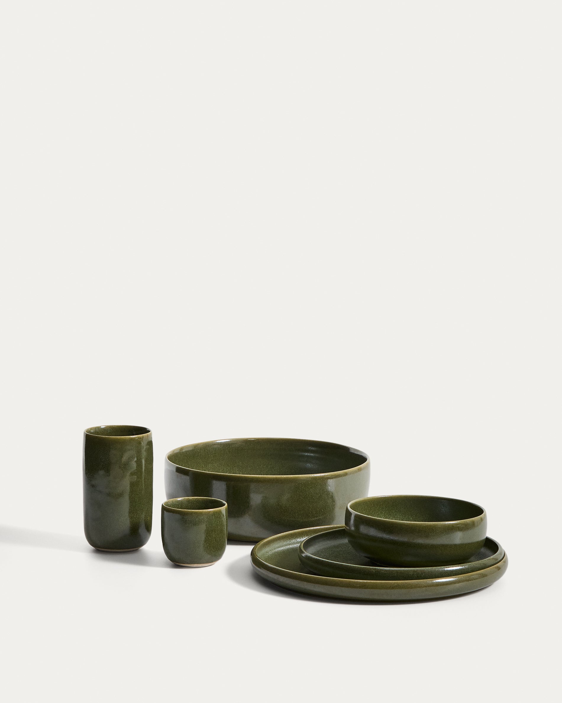 Uilo green ceramic plate - Product View