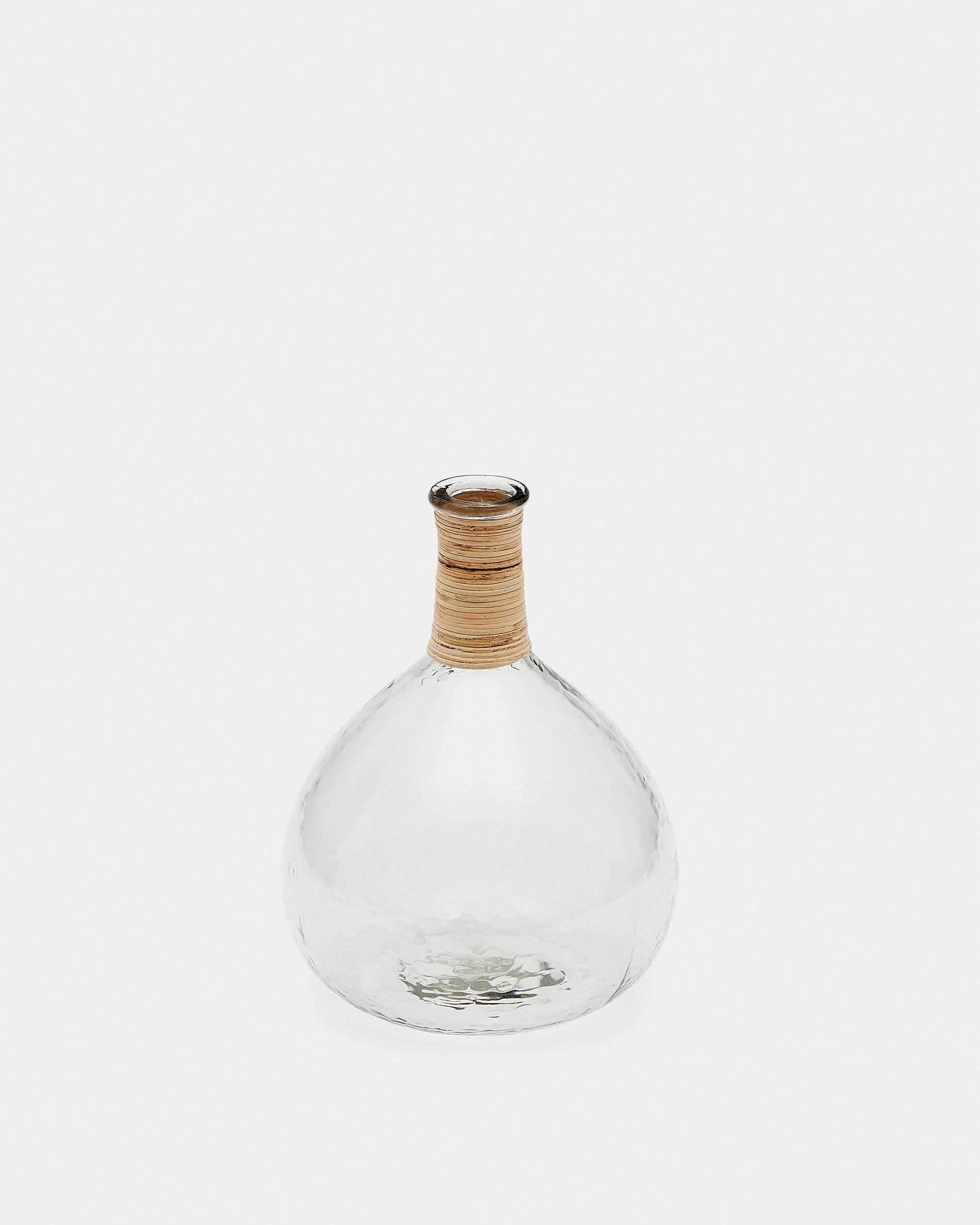 Serlina váza, rattanból és átlátszó újrahasznosított üvegből készült, 30 cm
