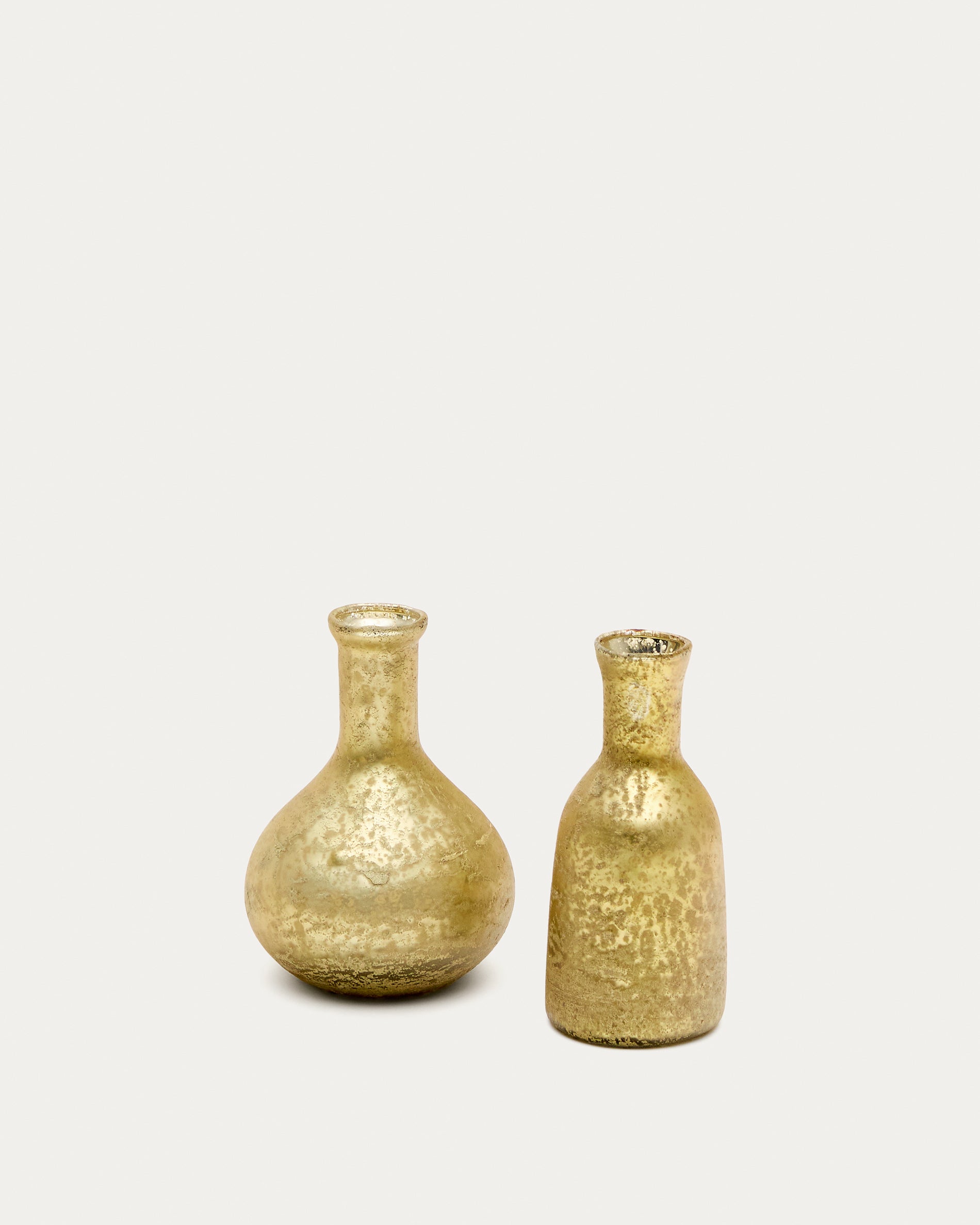 Deila set of 2 gold, recycled-glass vases, 10 cm - Product View