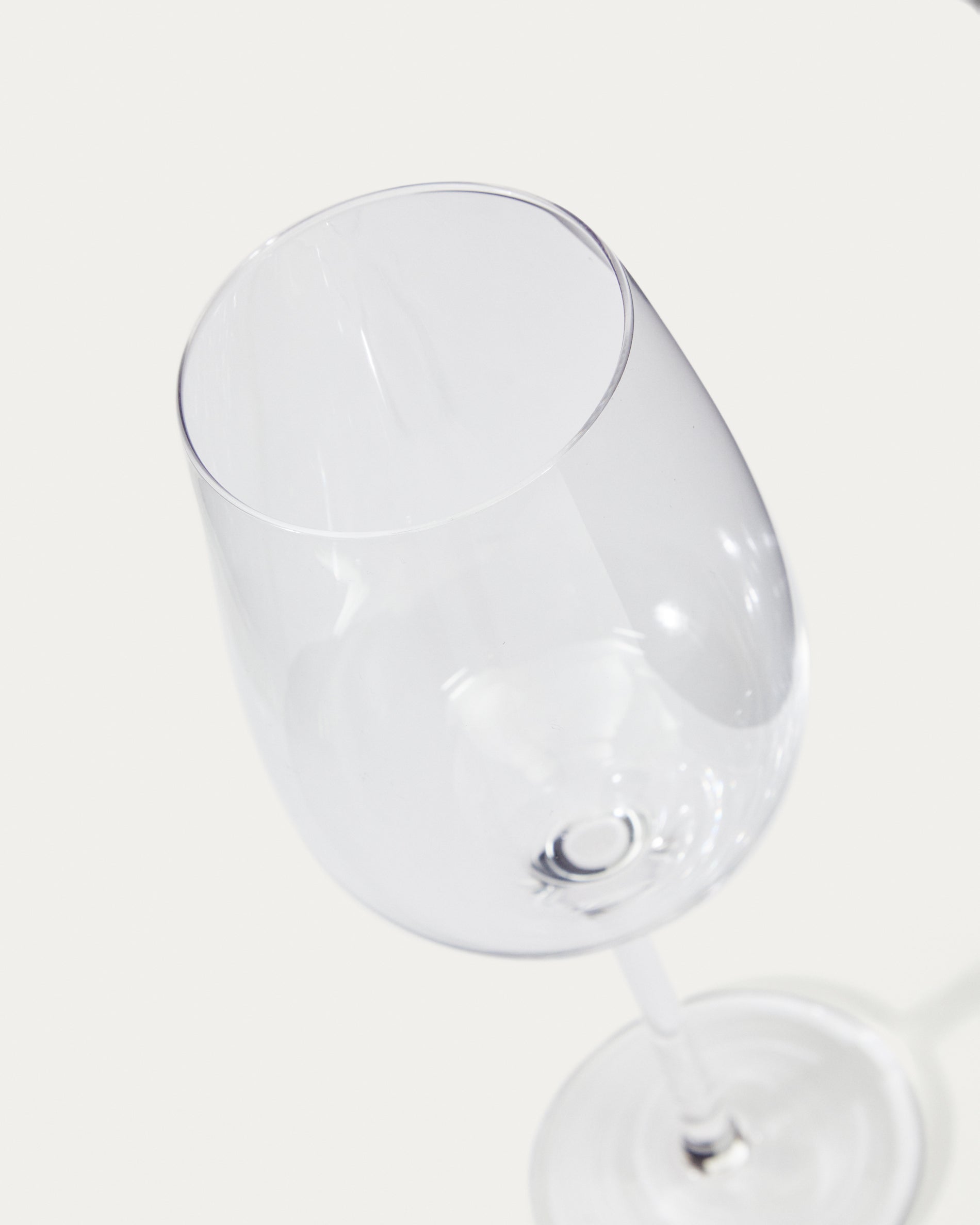 Altira transparent tall wine glass, 52 cl - Detail