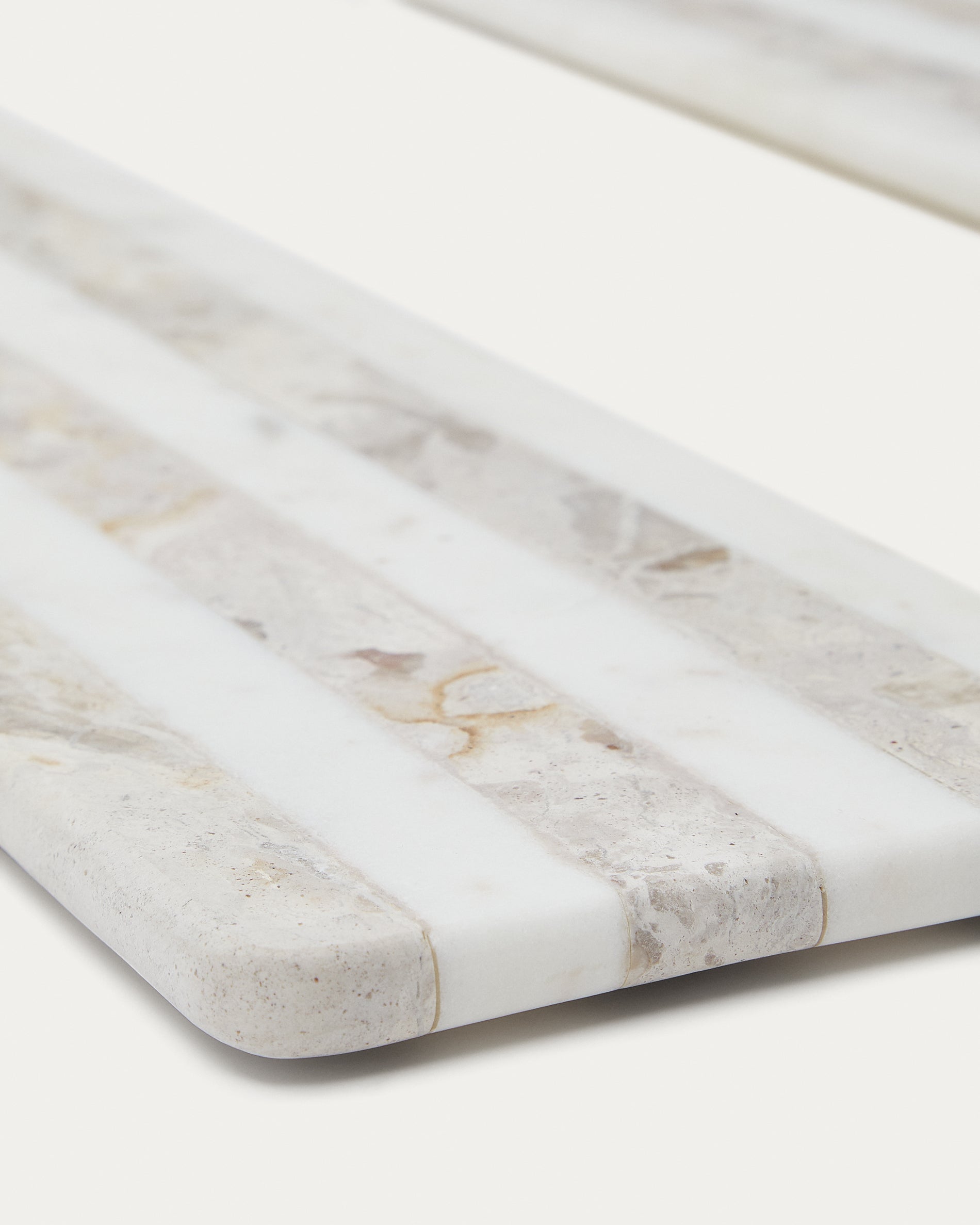 Sylara kis szervírozó deszka szürke és fehér márványból