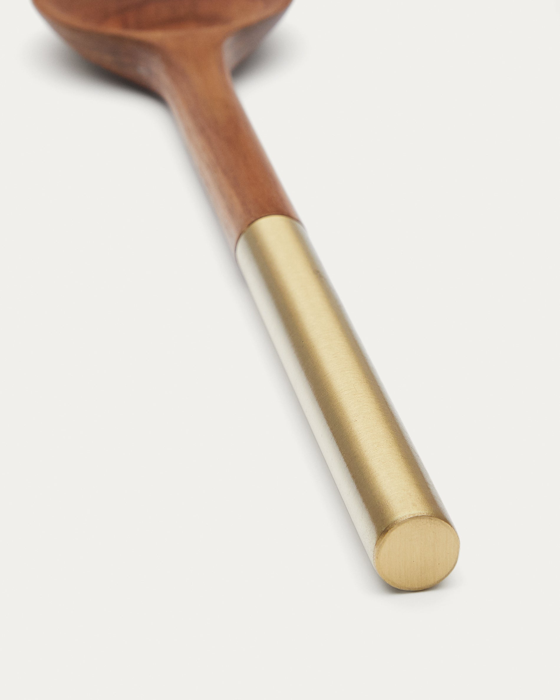 Sataya kerek konyhai spatula, 100% FSC minősített akáciafából készült