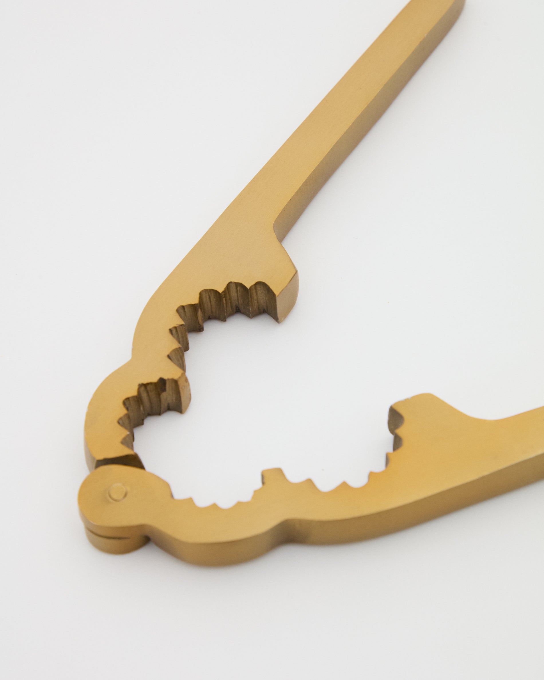 Blisk nutcracker made of gold-coloured stainless steel - Detail