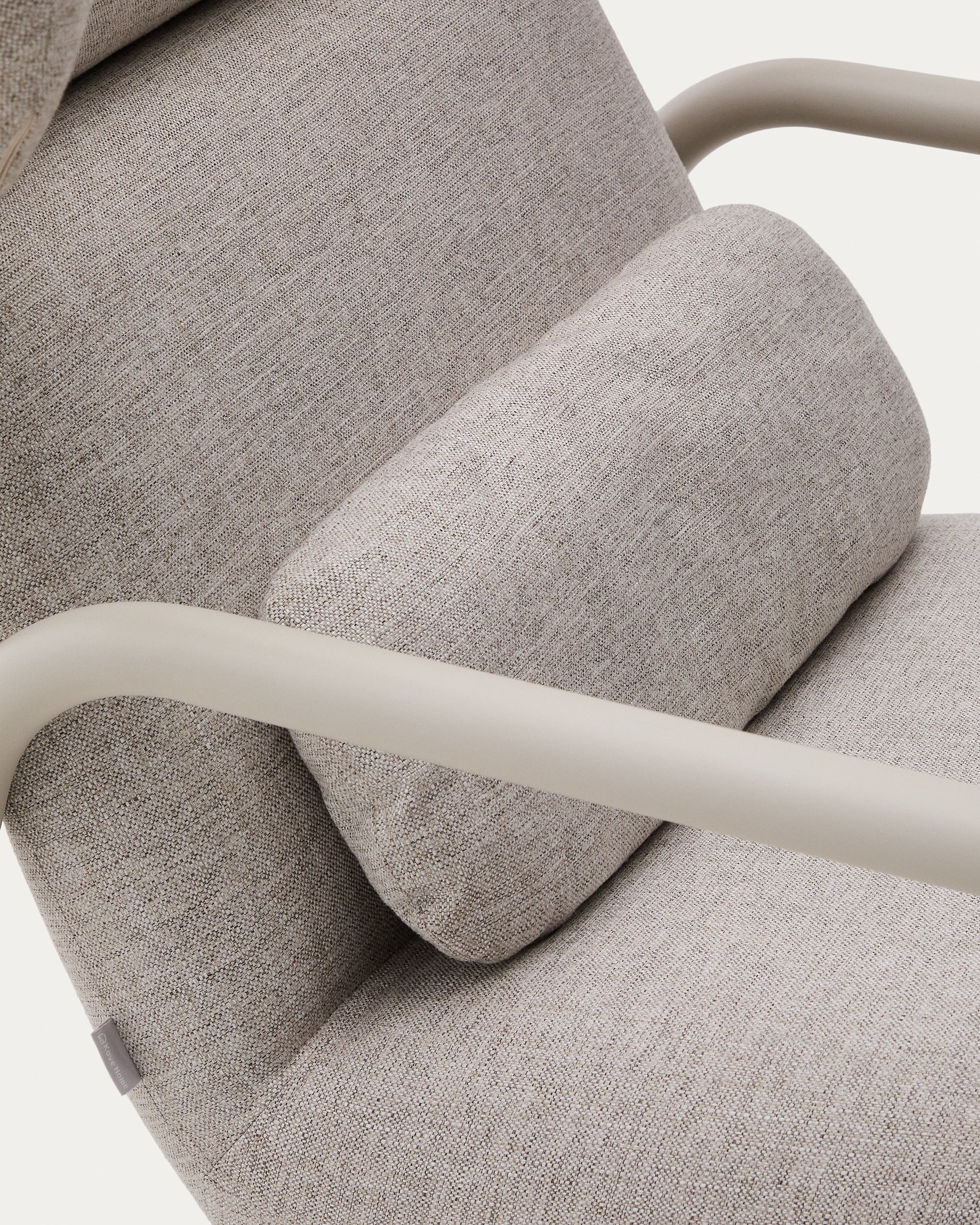 Inari armchair in beige and steel with beige painted finish FSC Mix Credit - Detail