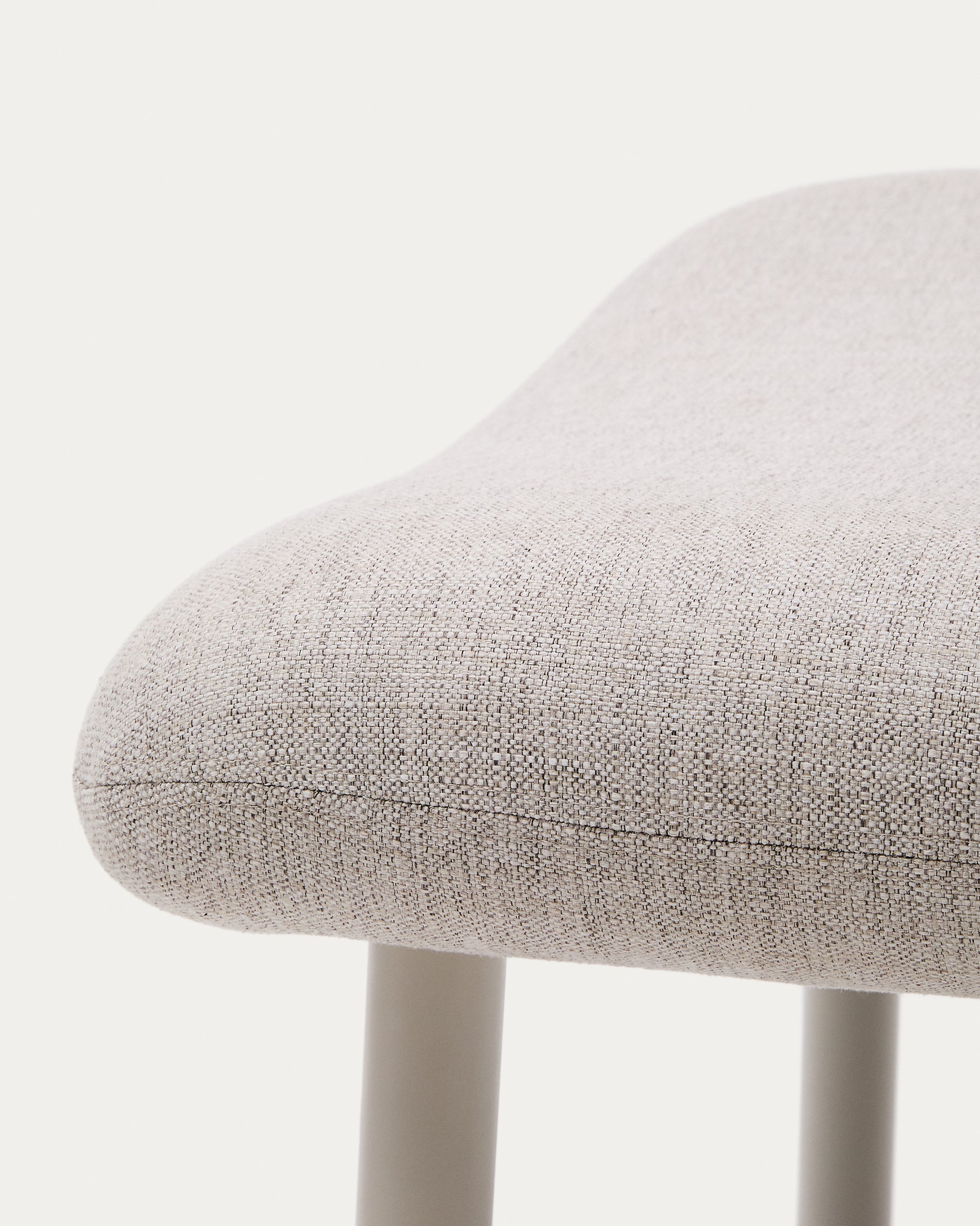 Inari footrest in beige and steel with beige painted finish 60 x 50cm FSC Mix Credit - Detail
