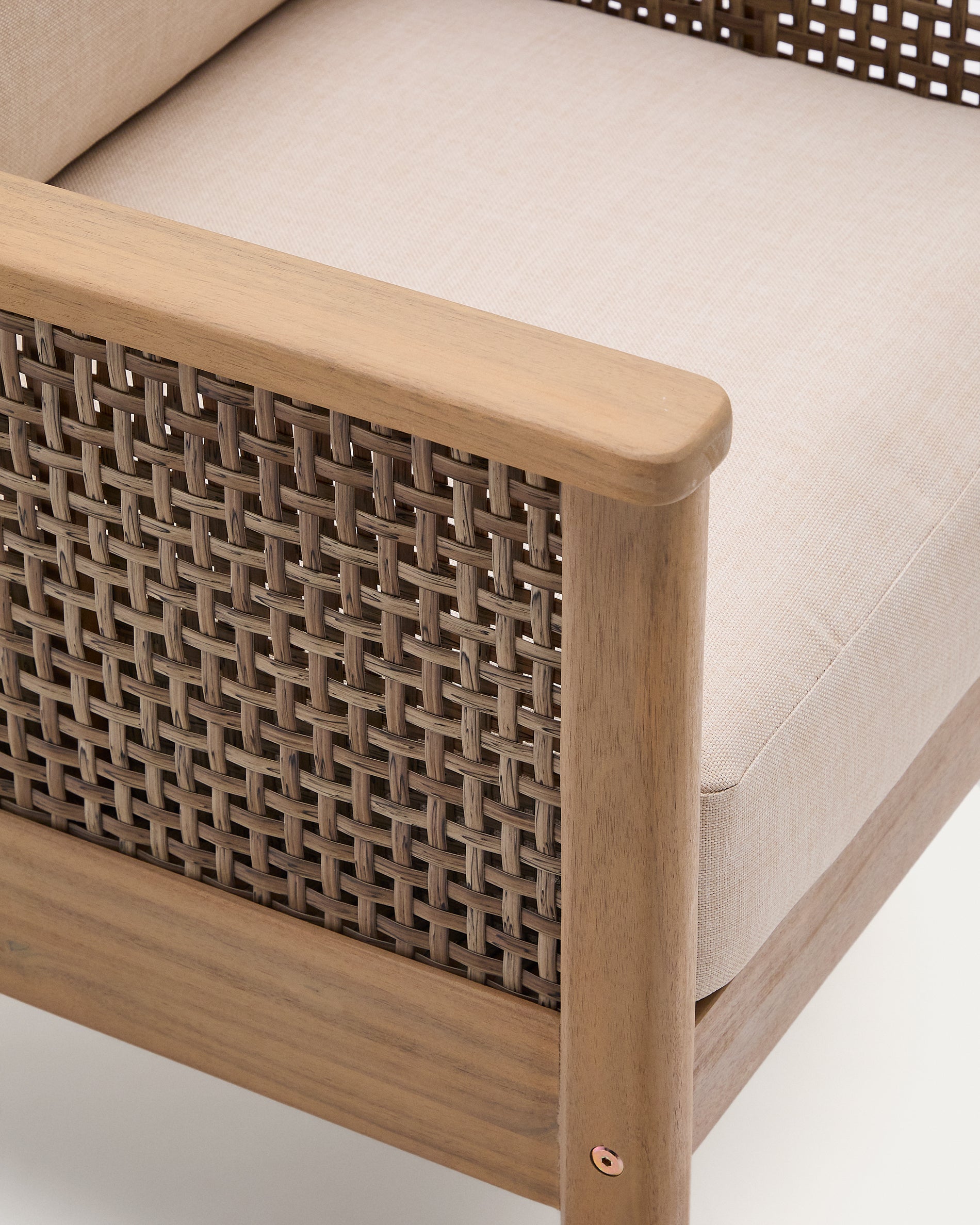 Alabe set consisting of a 2-seater sofa, 2 armchairs and a coffee table, made of 100% FSC acacia wood