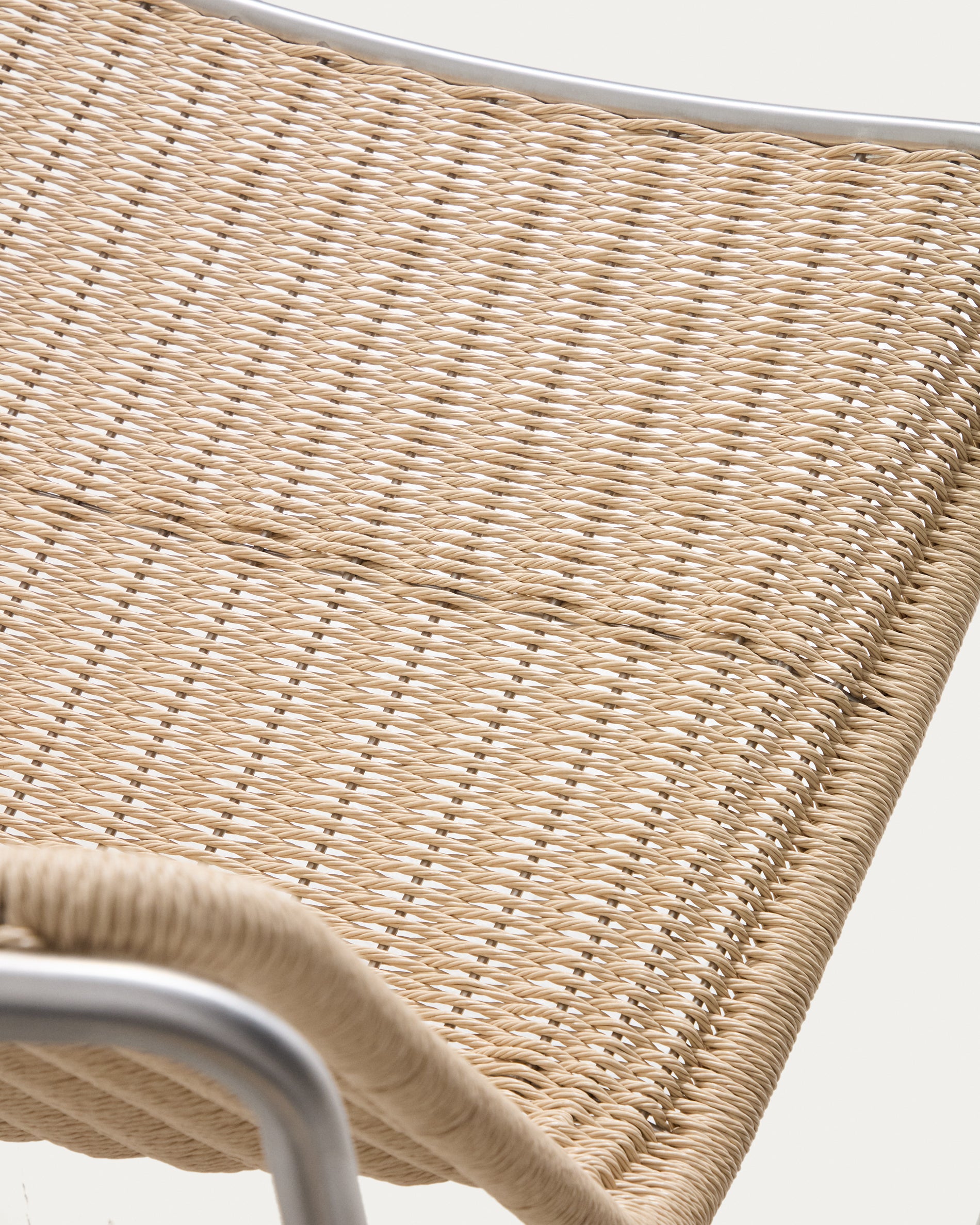 Tavari stackable armchair in beige synthetic rope cord and brushed-effect stainless steel - Detail