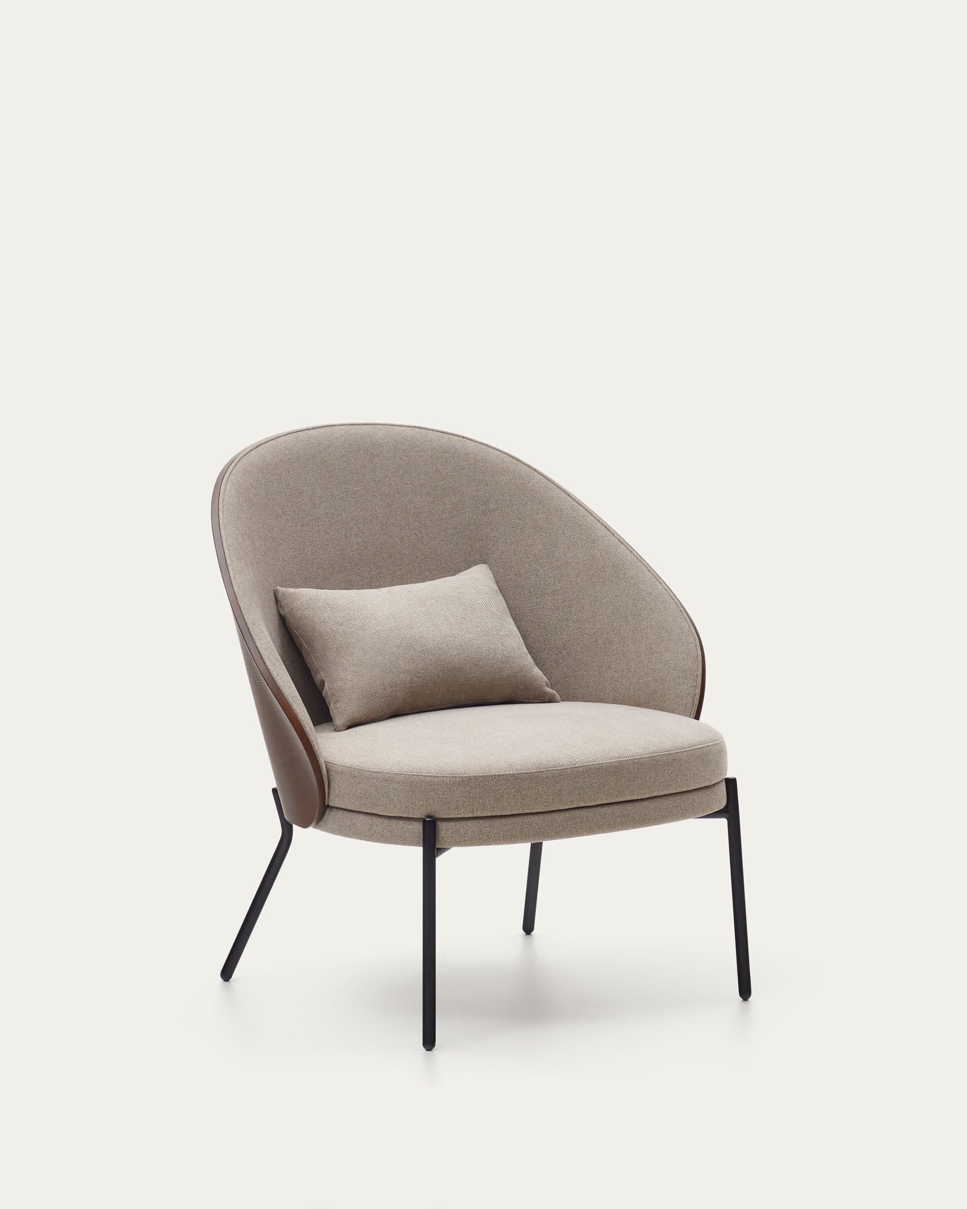 Eamy light brown armchair in an ash wood veneer with a walnut finish and black metal - Product View