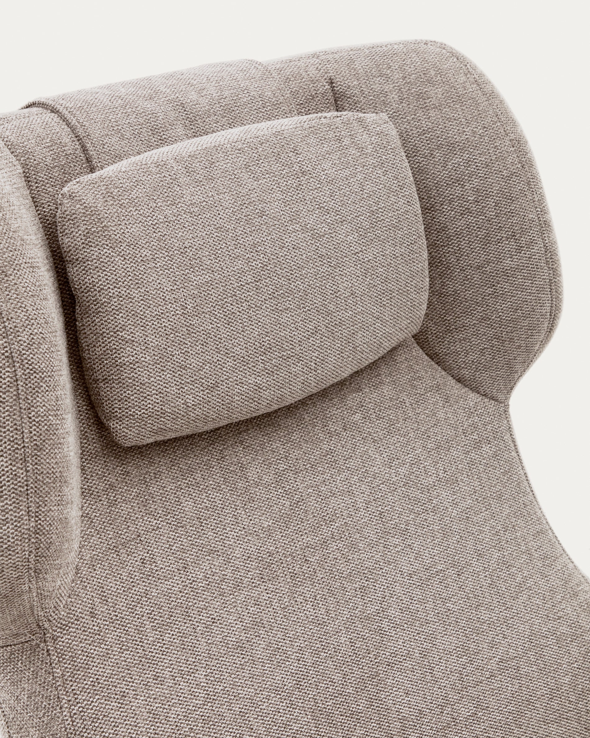 Zalina swivel armchair in beige chenille and steel with black finish FSC 100% - Detail