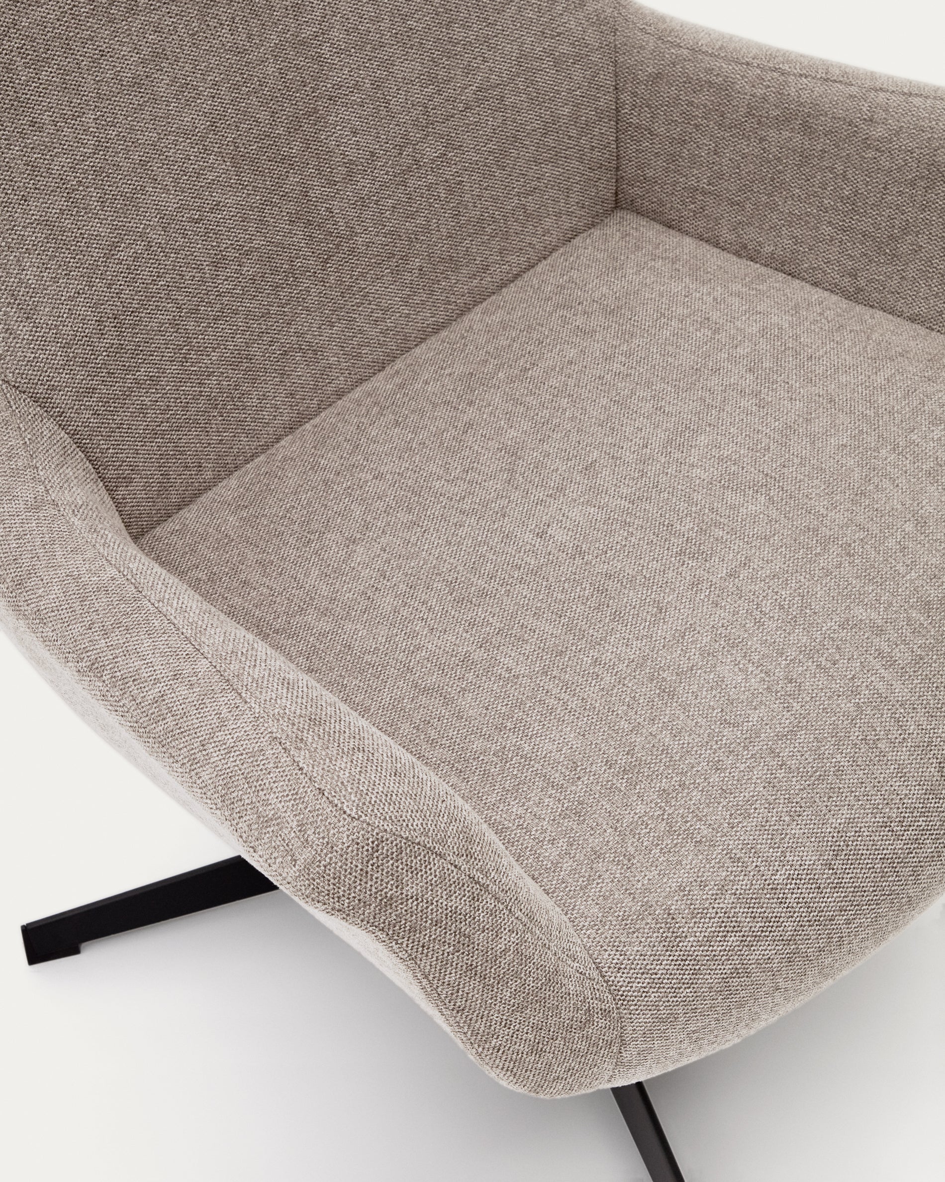 Zalina swivel armchair in beige chenille and steel with black finish FSC 100% - Detail