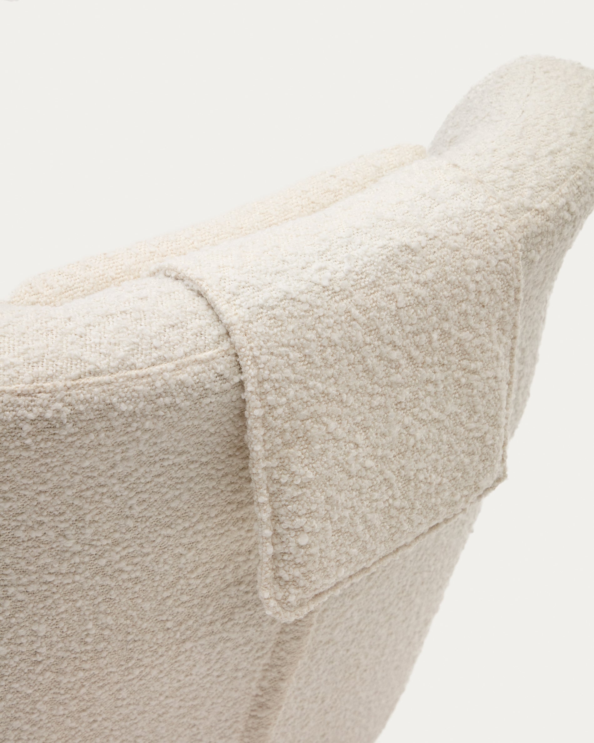 Zalina swivel armchair in white bouclé and steel with black finish FSC 100% - Detail
