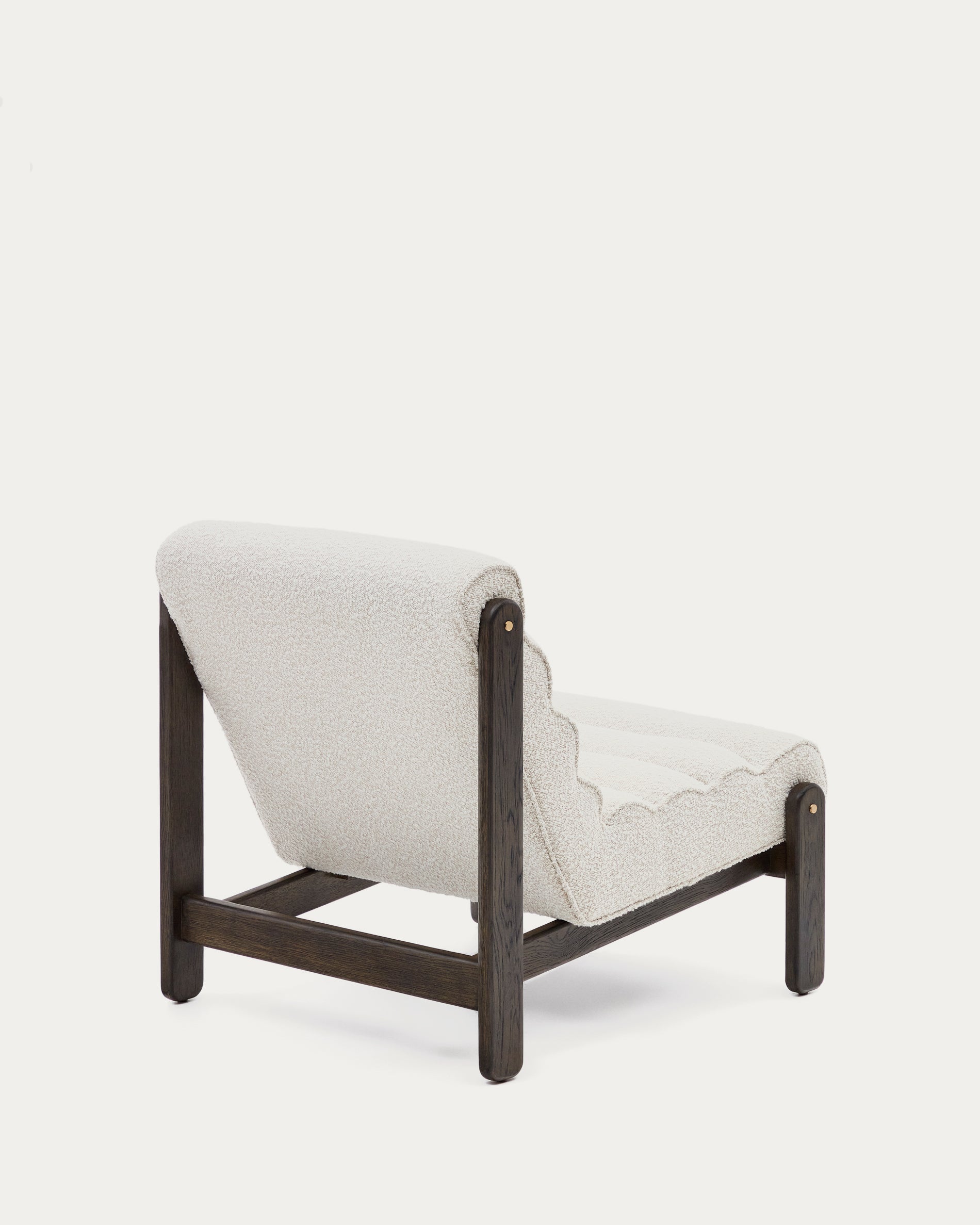 Magira armchair in white bouclé and solid oak wood with a dark finish - Product View