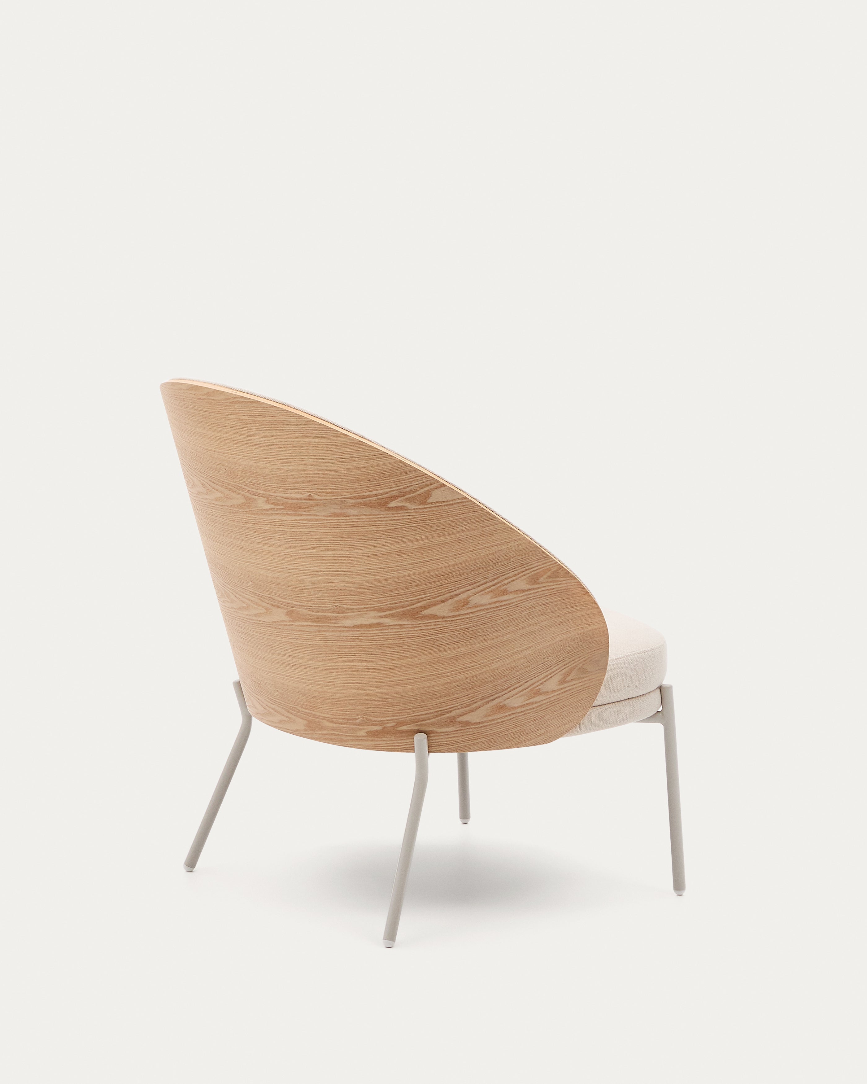 Eamy armchair in beige chenille, in a natural finish ash veneer and beige metal - Product View