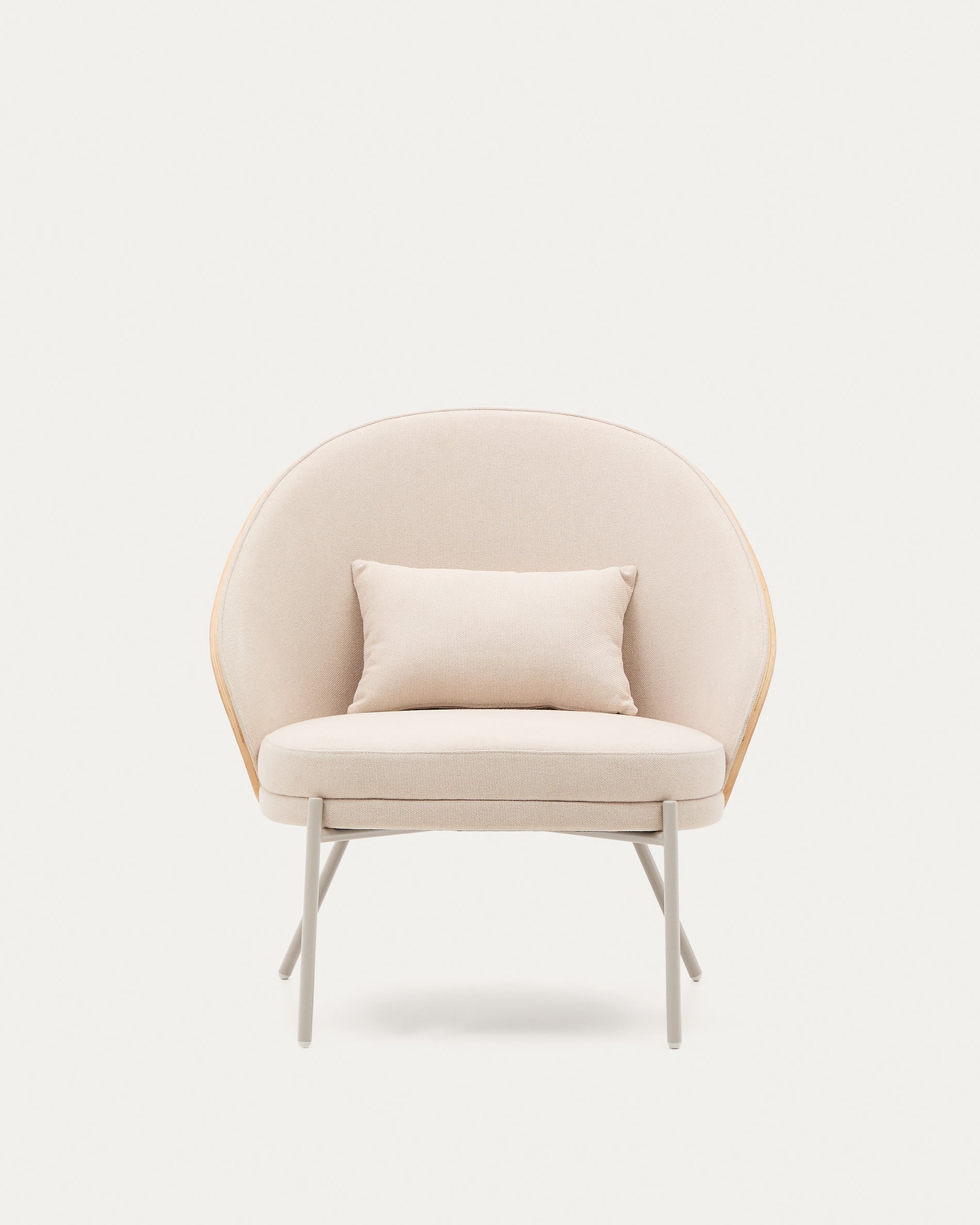 Eamy armchair in beige chenille with natural finish ash veneer and beige metal