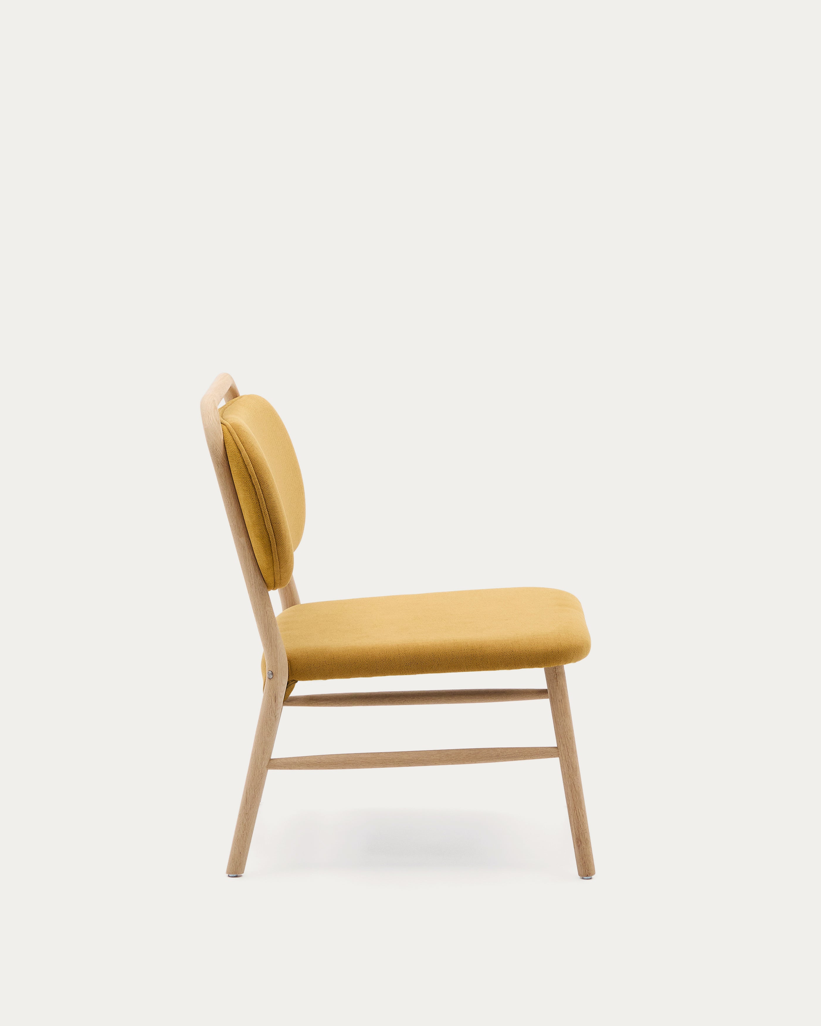 Helda armchair in mustard-coloured chenille and FSC Mix Credit solid oak wood - Product View