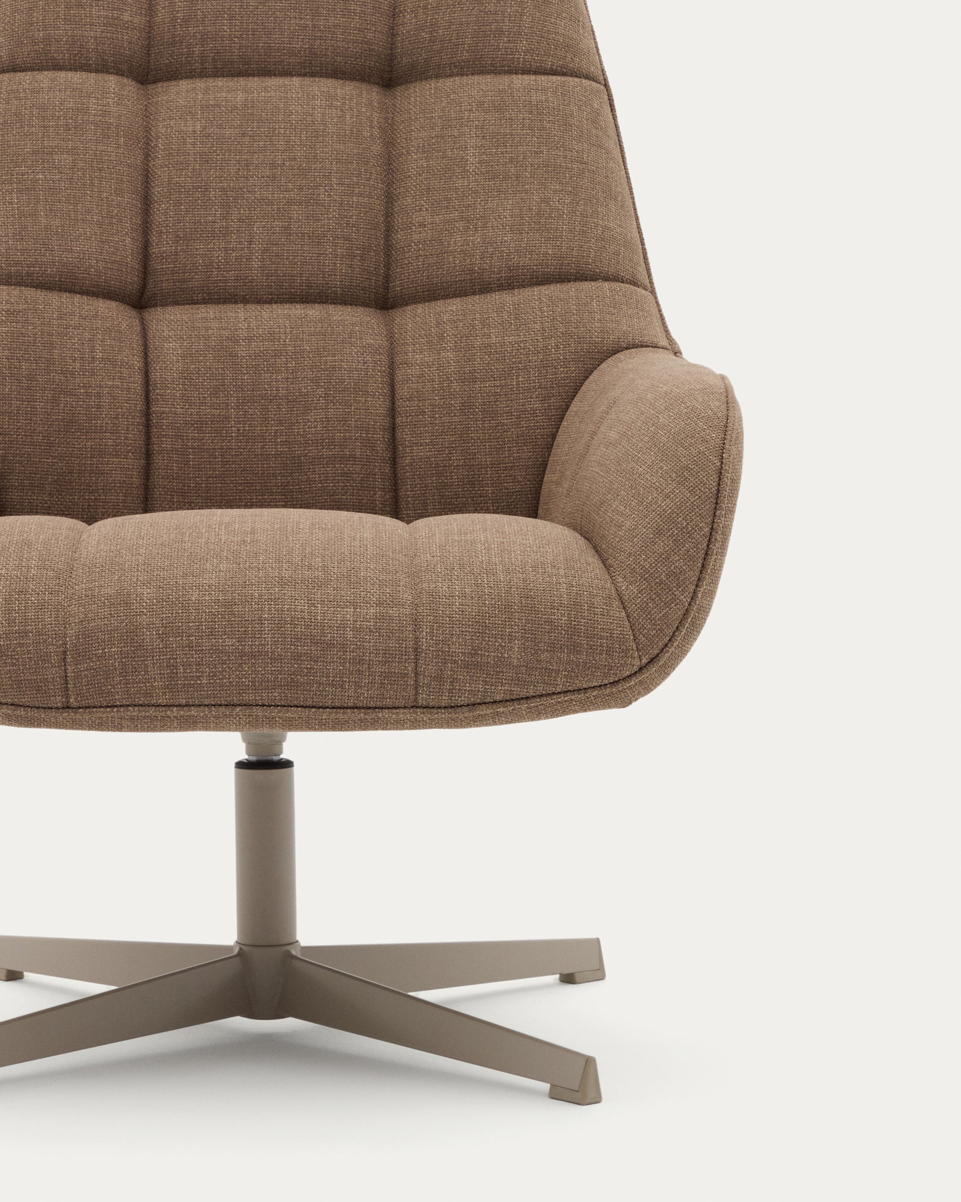 Jaspe light brown swivel armchair with grey-finished metal, FSC 100% - Detail