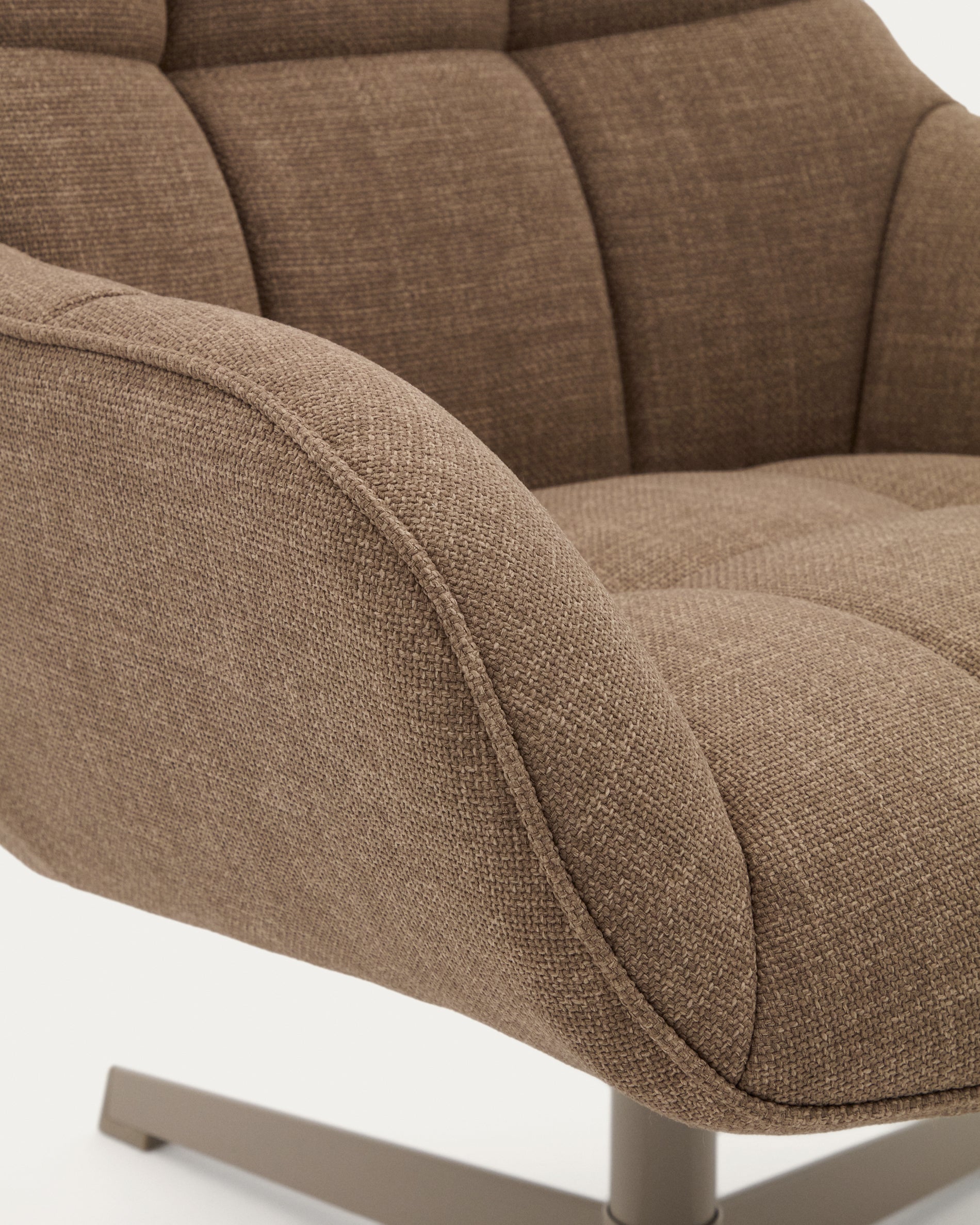 Jaspe light brown swivel armchair with grey-finished metal, FSC 100% - Detail