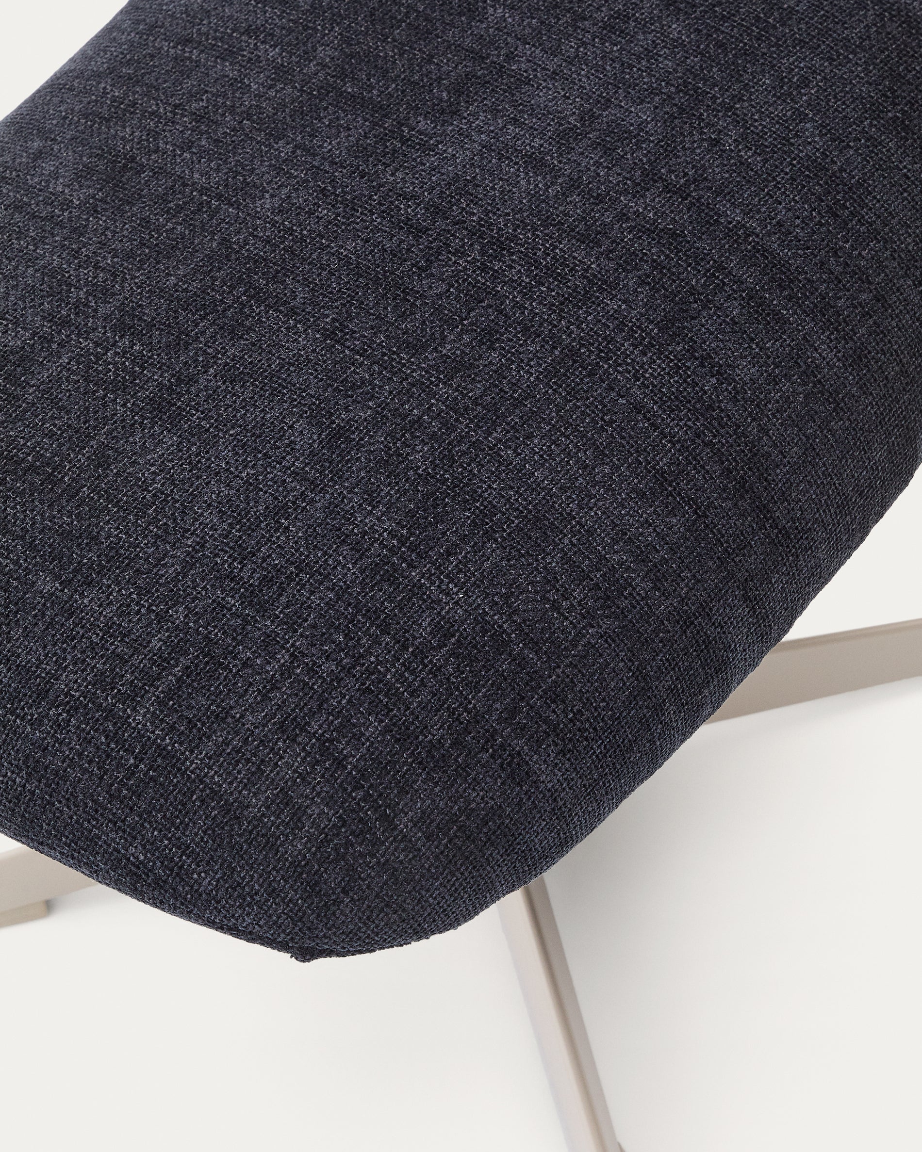 Teryl blue chenille footrest with grey-finished metal, FSC 100% - Detail