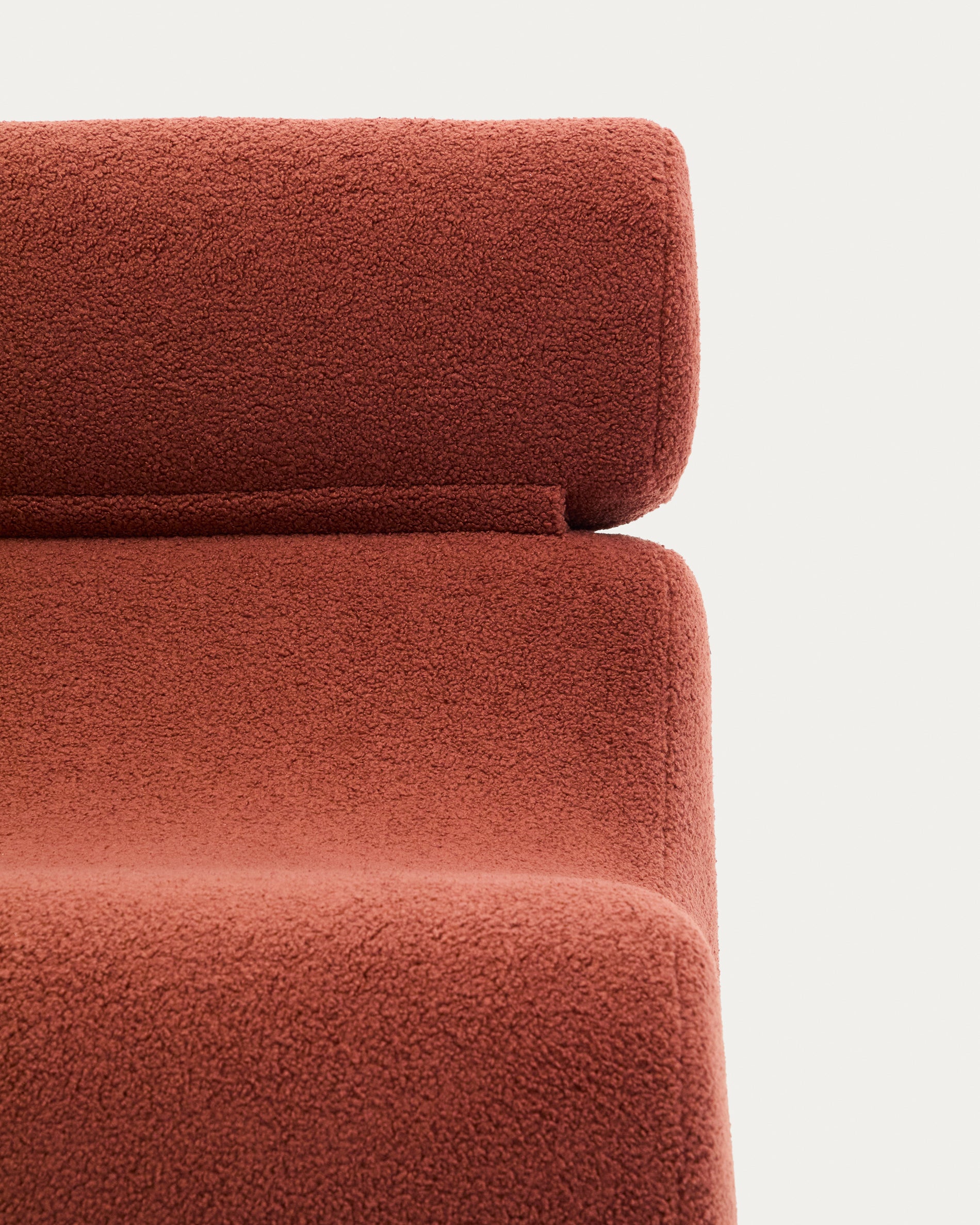 Club terracotta bouclé armchair - Detail
