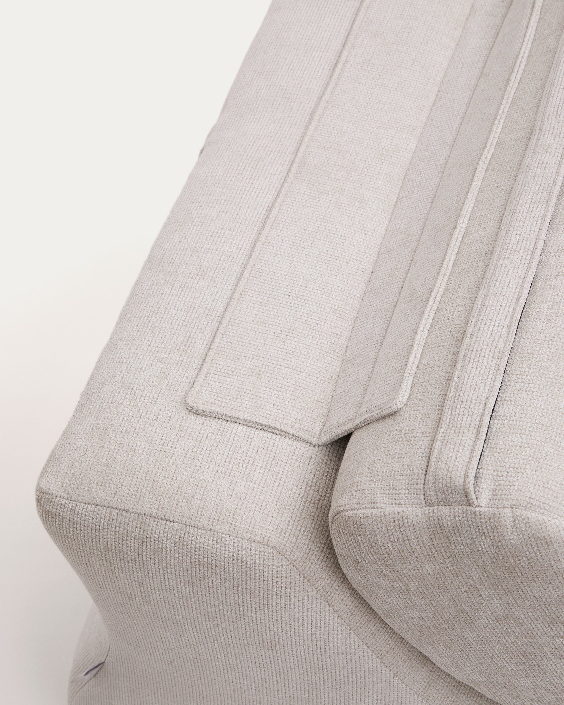 Club pearl-coloured, chenille armchair - Detail