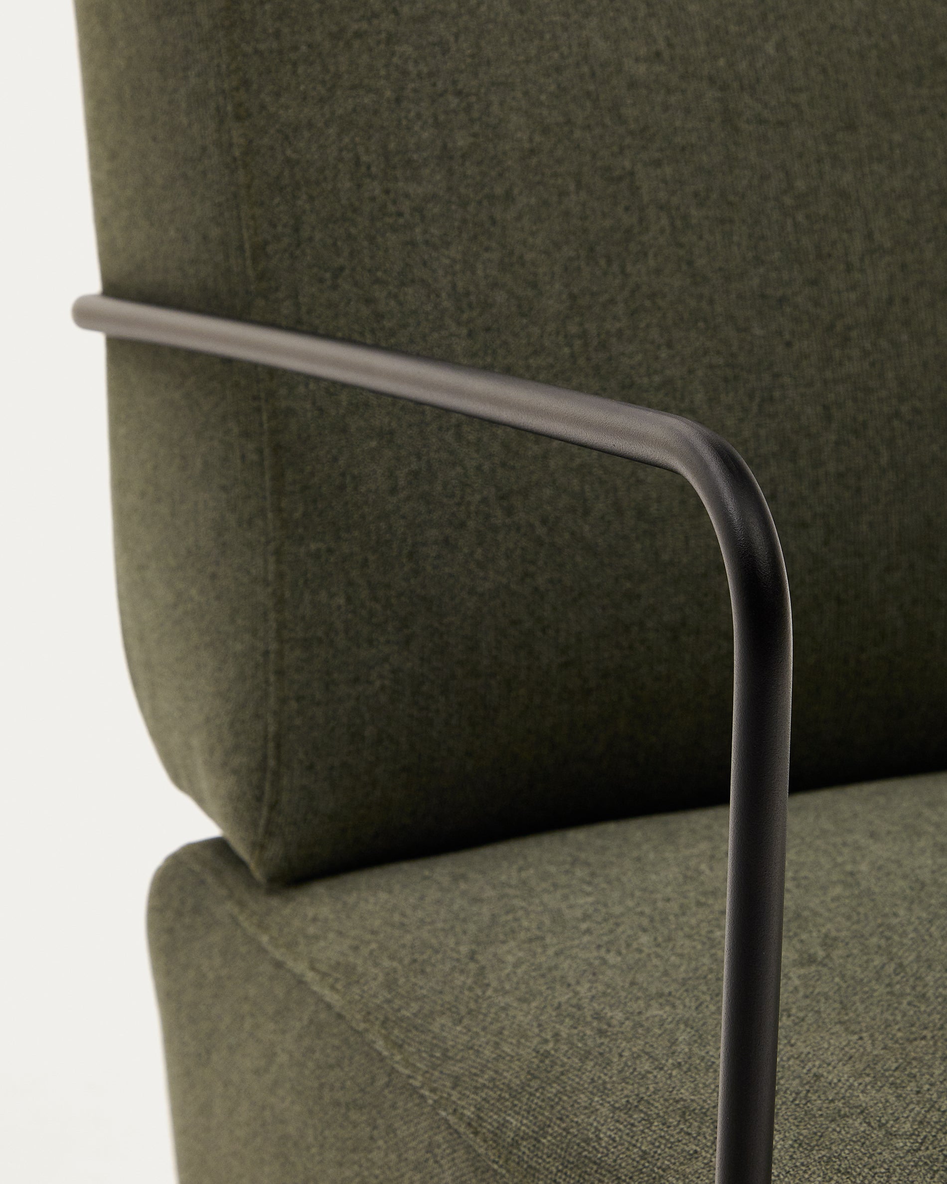 Gamer green armchair with metal in a black matte painted finish - Detail