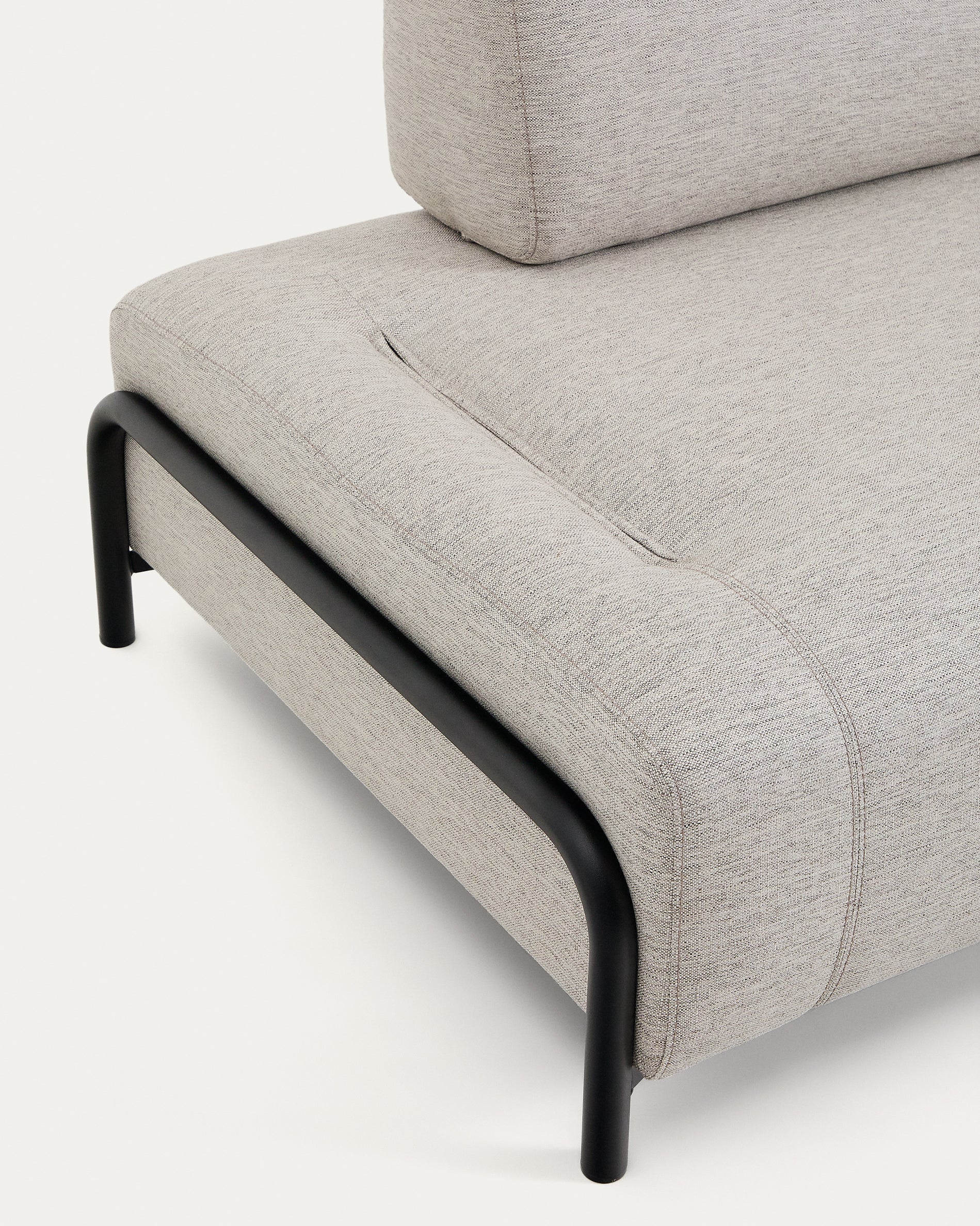 Compo 2-seater greige module with black metal frame 200 cm FSC Mix Credit - Detail