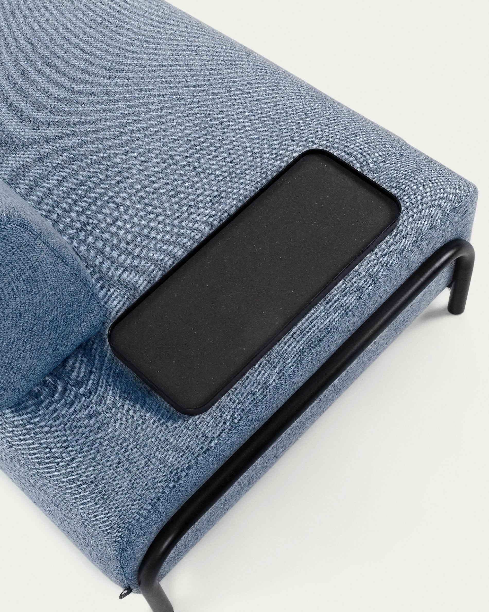 Compo 3-seater sofa in blue with small tray 232 cm - Detail