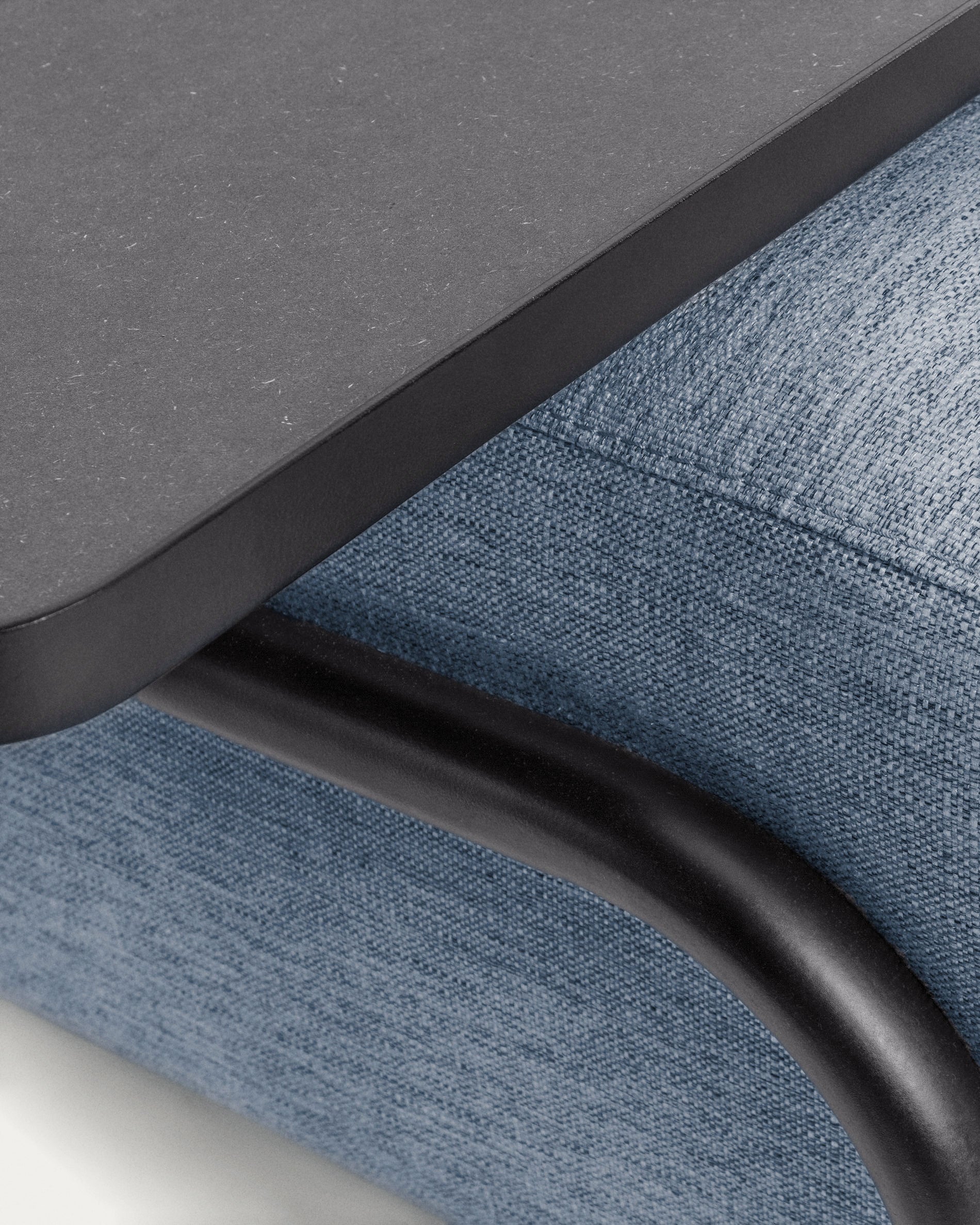 Compo 3 seater sofa in blue, 232 cm - Detail