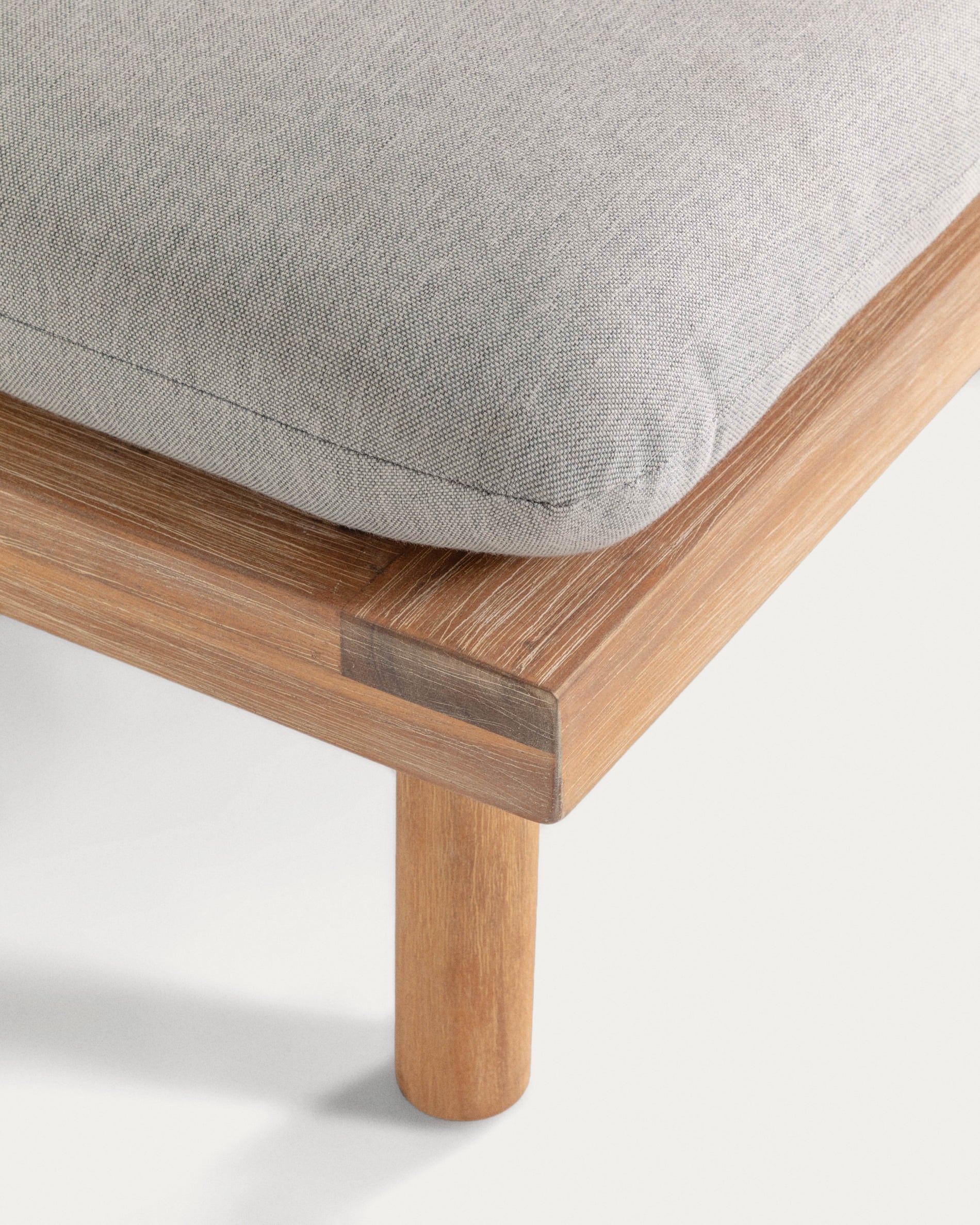 Viridis 2 armchairs and 1 table set FSC 100% - Detail