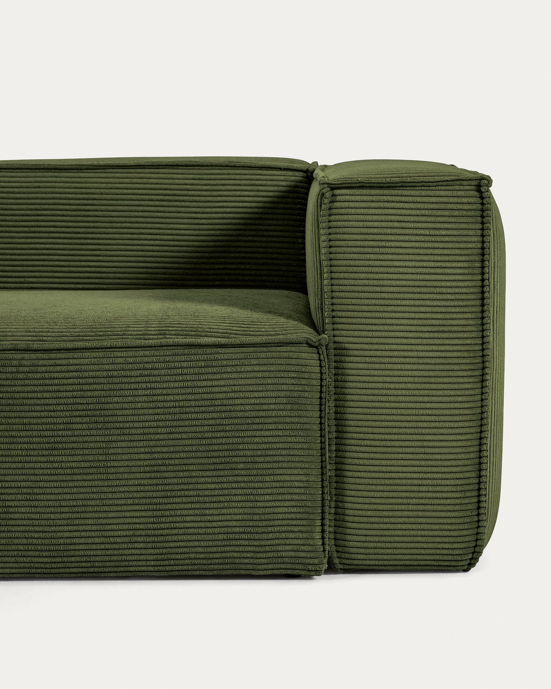 Blok 4 seater corner sofa in green corduroy, 320 x 230 cm / 230 x 320 cm FSC Mix Credit - Detail