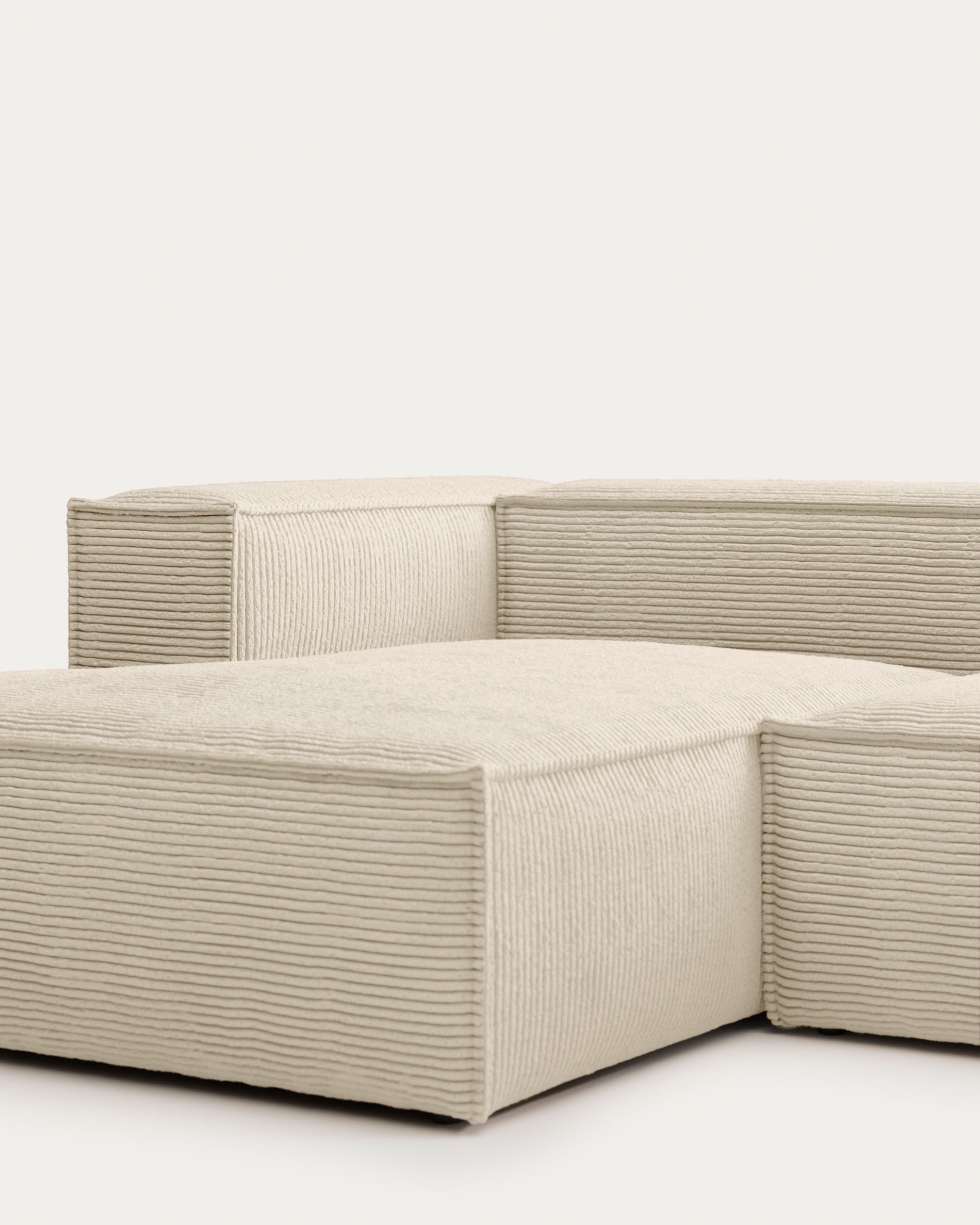 Blok 3 seater sofa with left side chaise longue in beige wide seam corduroy, 300 cm - Detail