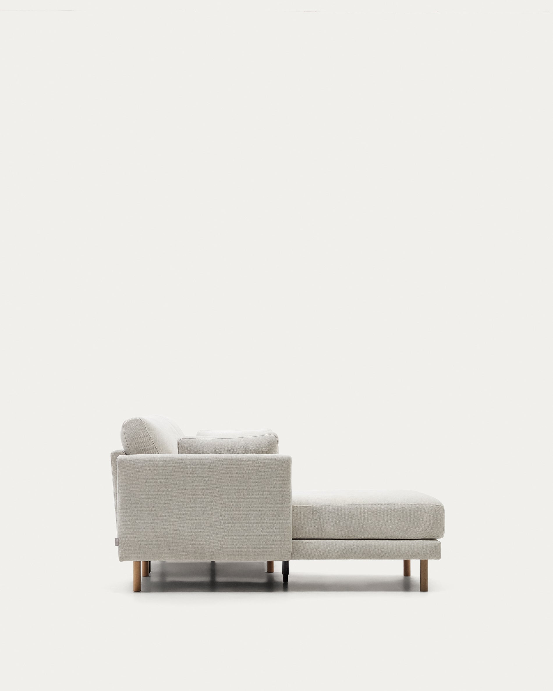Gilma 3 seater sofa w/ right/left-hand chaise longue in chenille pearl, natural legs, 260 cm - Product View