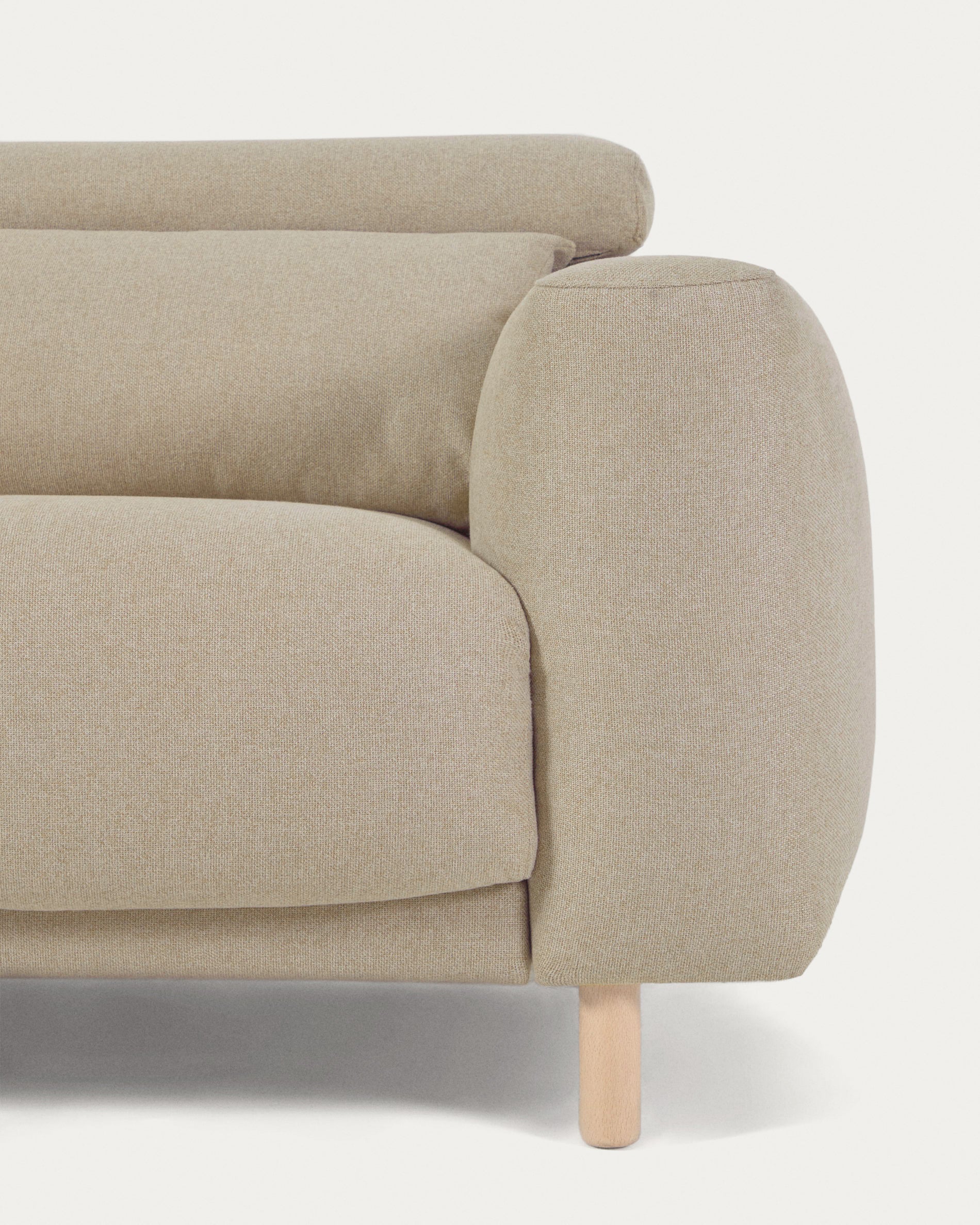Singa 3 seater sofa with reclining headrest and extendable seat in beige 215 cm FSC Mix Credit - Detail