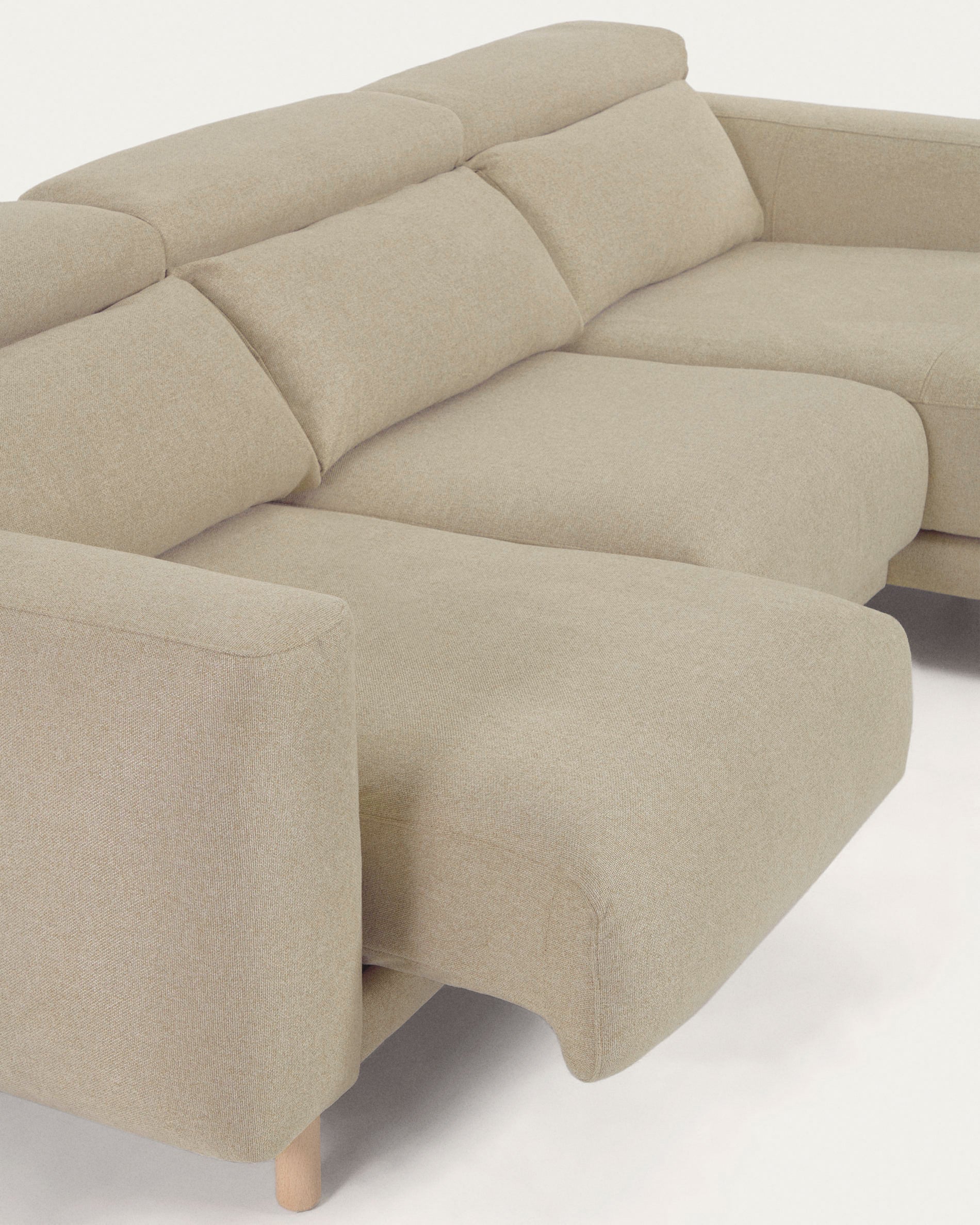 Singa 3 seater sofa with right-hand chaise longue, reclining headrest and extendable seat in beige 296 cm FSC Mix Credit - Detail