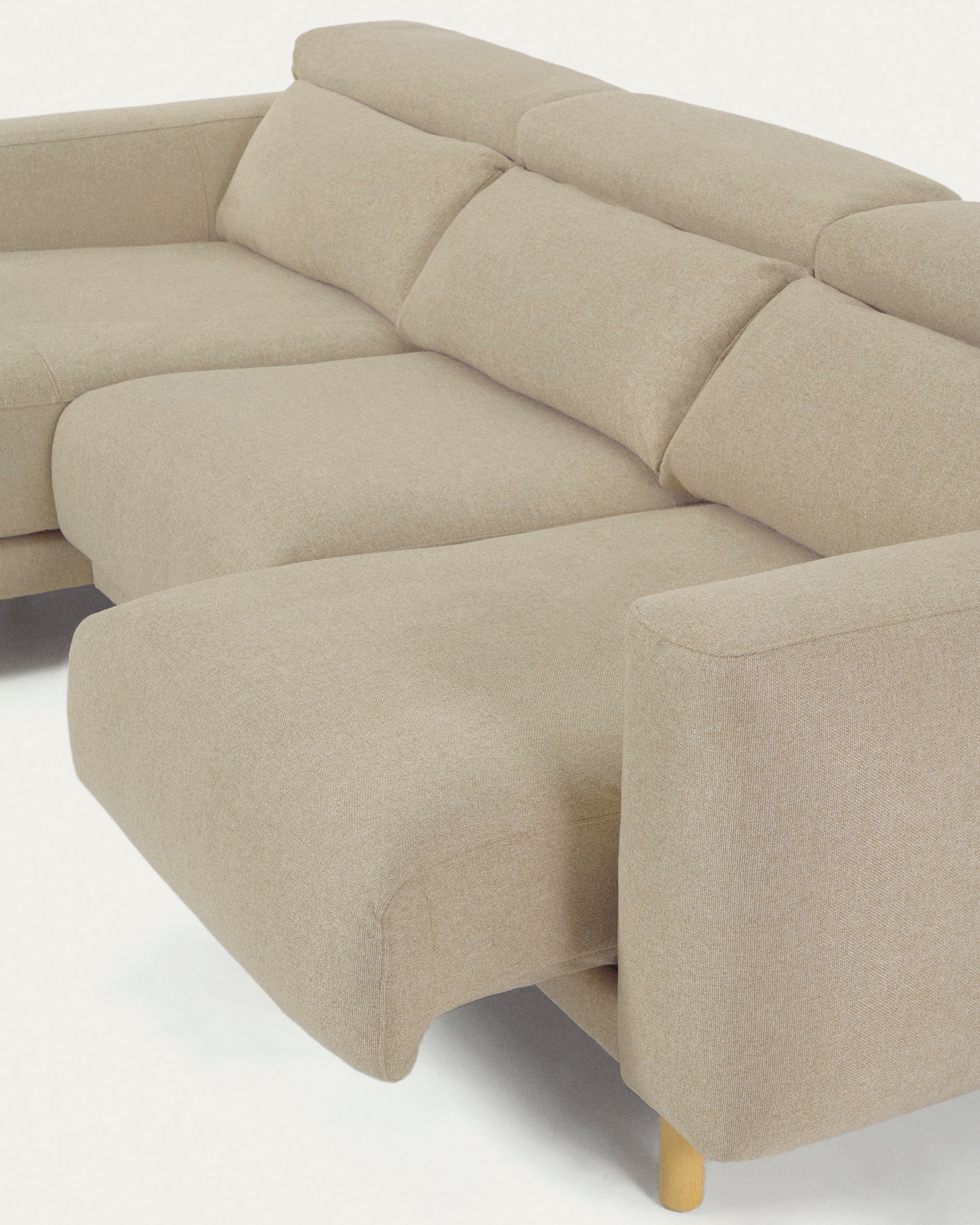 Singa 3 seater sofa with left-hand chaise longue, reclining headrest and extendable seat in beige 296 cm FSC Mix Credit - Detail