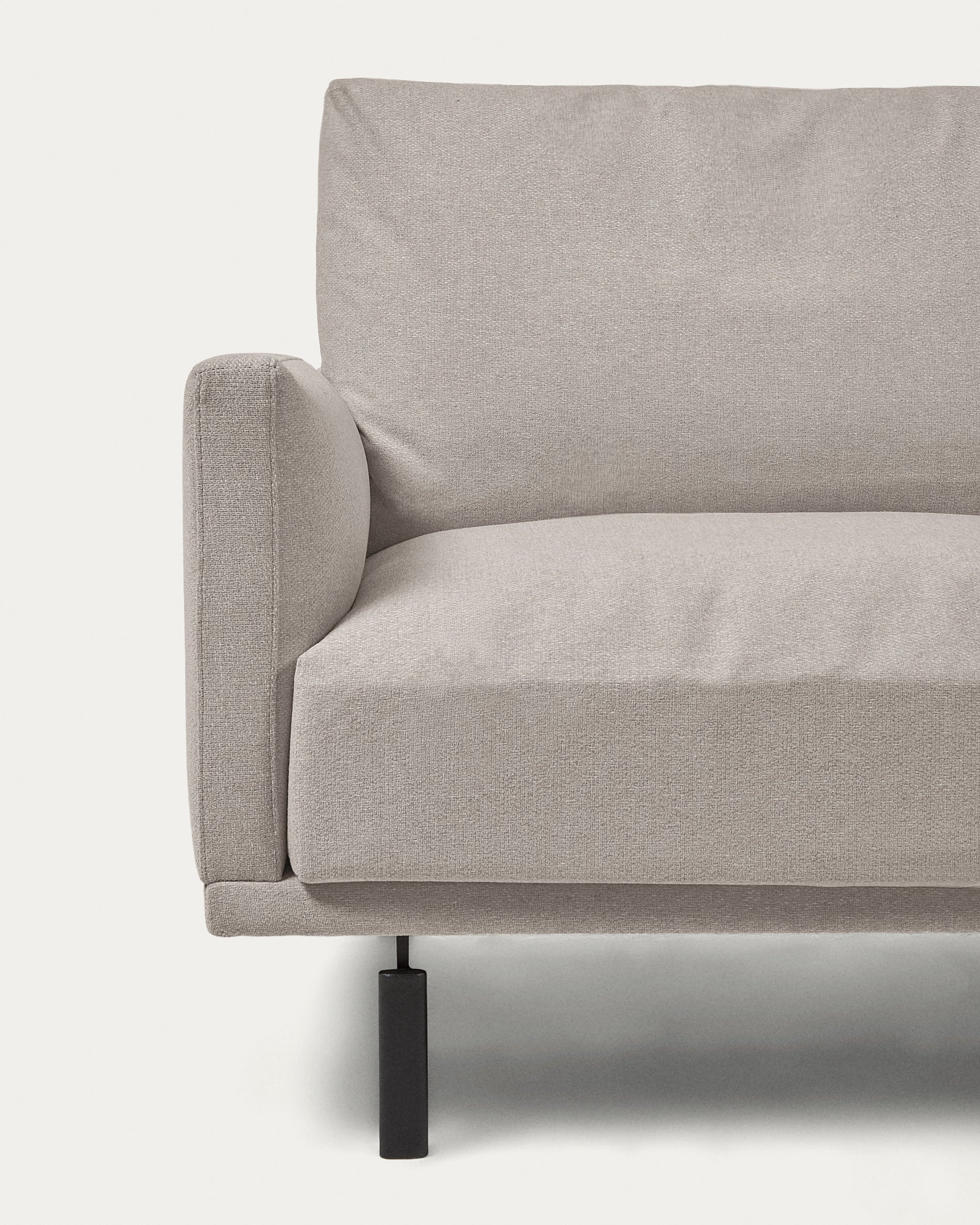 Galene 2 seater sofa in beige, 174 cm FSC Mix Credit FSC Mix Credit - Detail