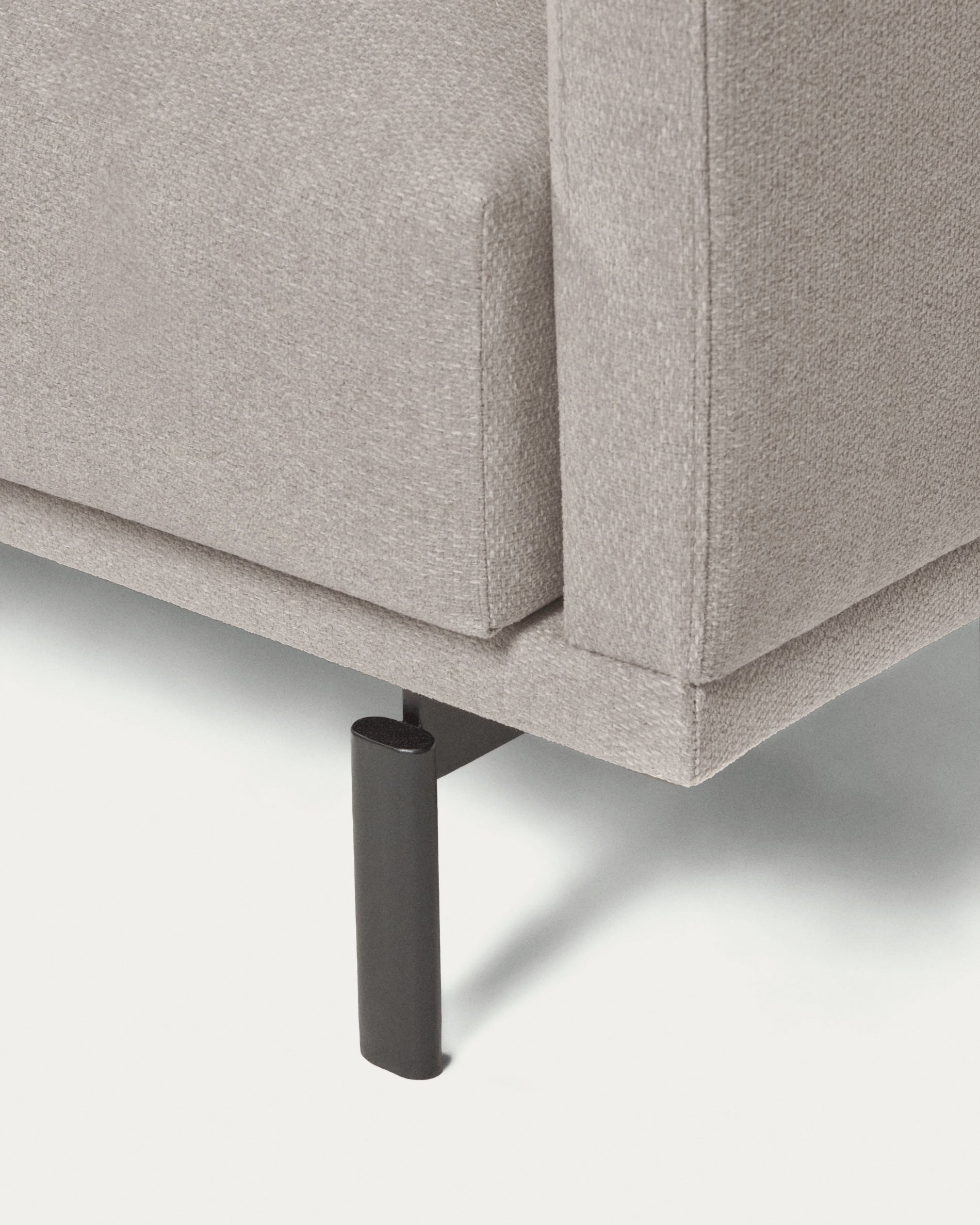 Galene 2 seater sofa in beige, 174 cm FSC Mix Credit FSC Mix Credit - Detail