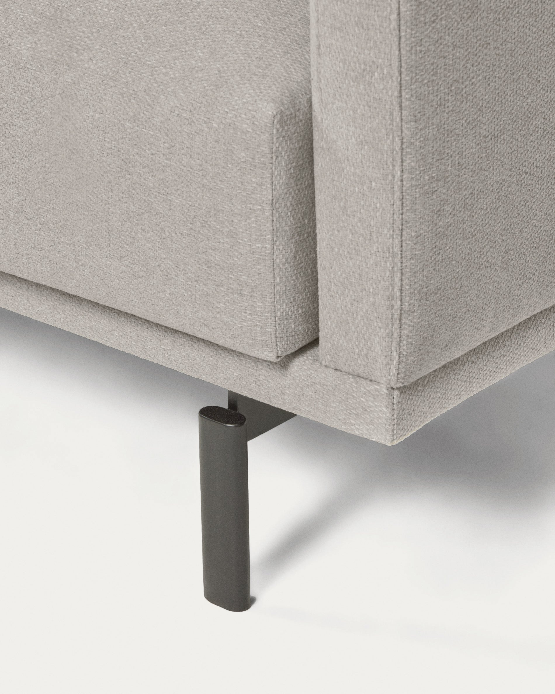 Galene 4 seater sofa with right-hand chaise longue in beige, 314 cm FSC Mix Credit - Detail