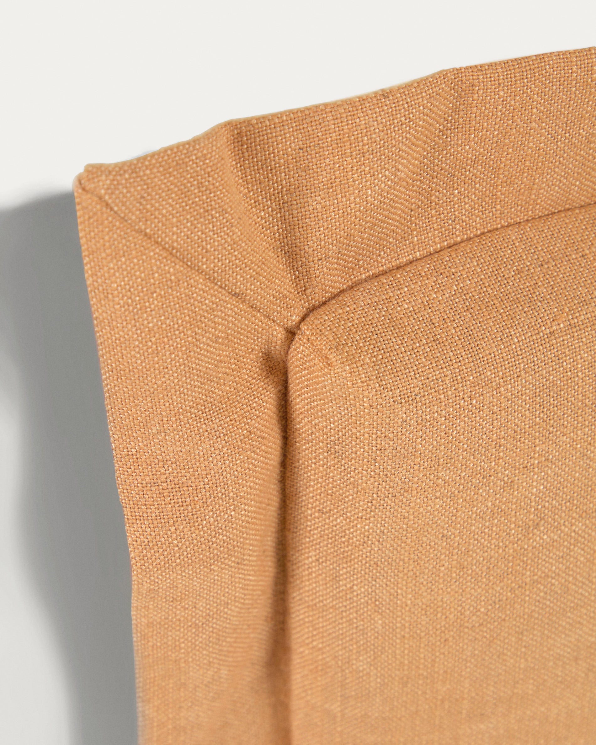 Tanit headboard with mustard linen removable cover, for 90 cm beds - Detail