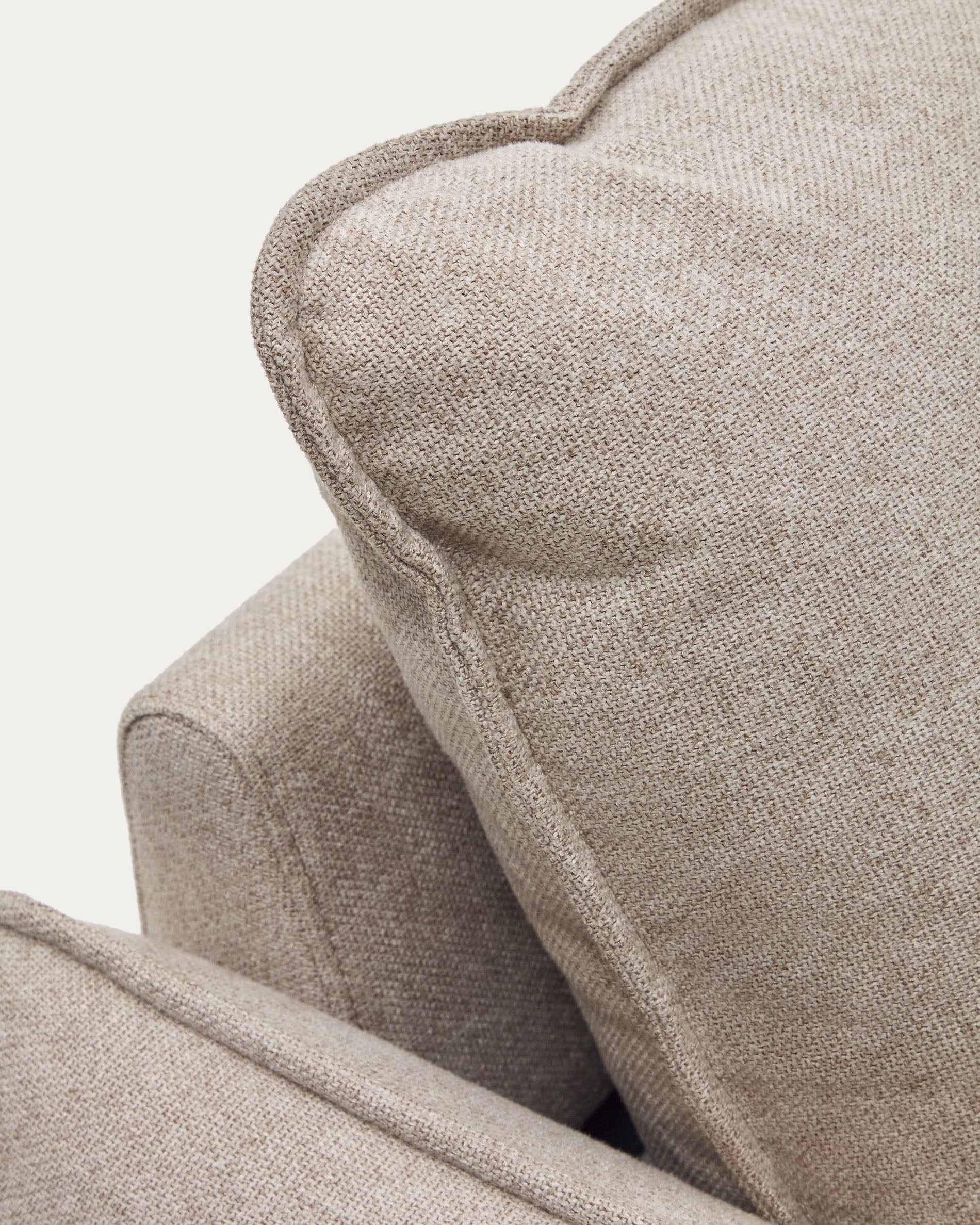 Carlota beige 2-seater sofa bed with solid beech wood legs 185cm FSC Mix Credit - Detail