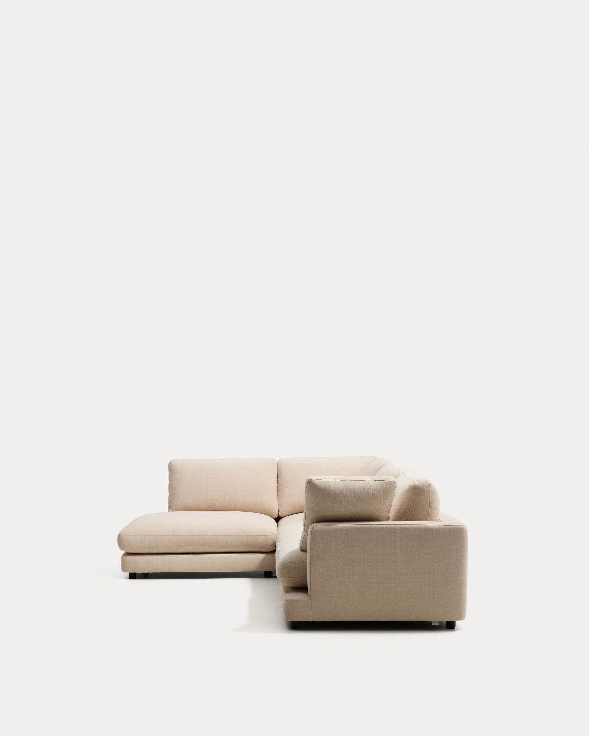 S82151UN12_1V03