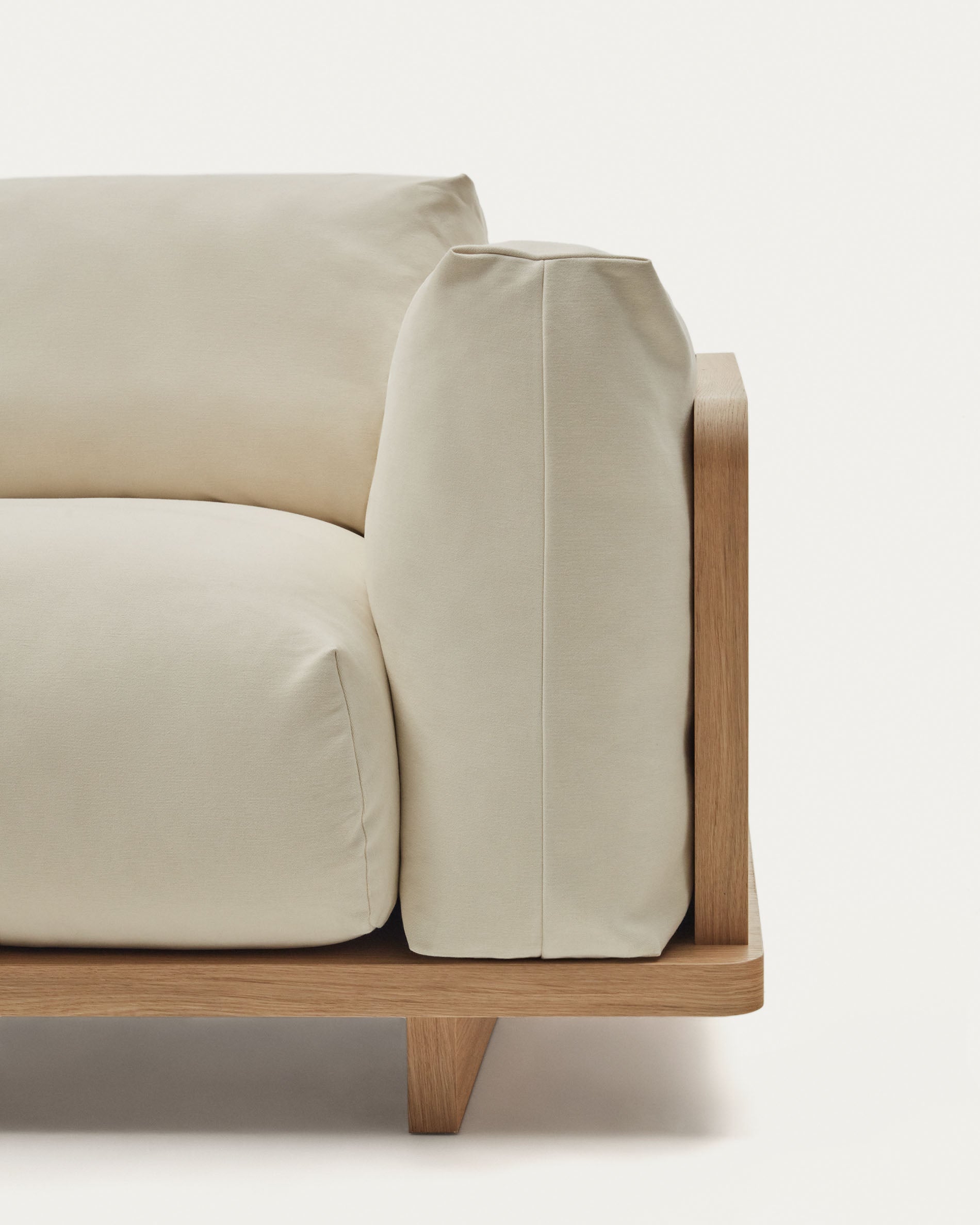 Oaq 3 seater sofa in beige, 225 cm FSC Mix Credit - Detail