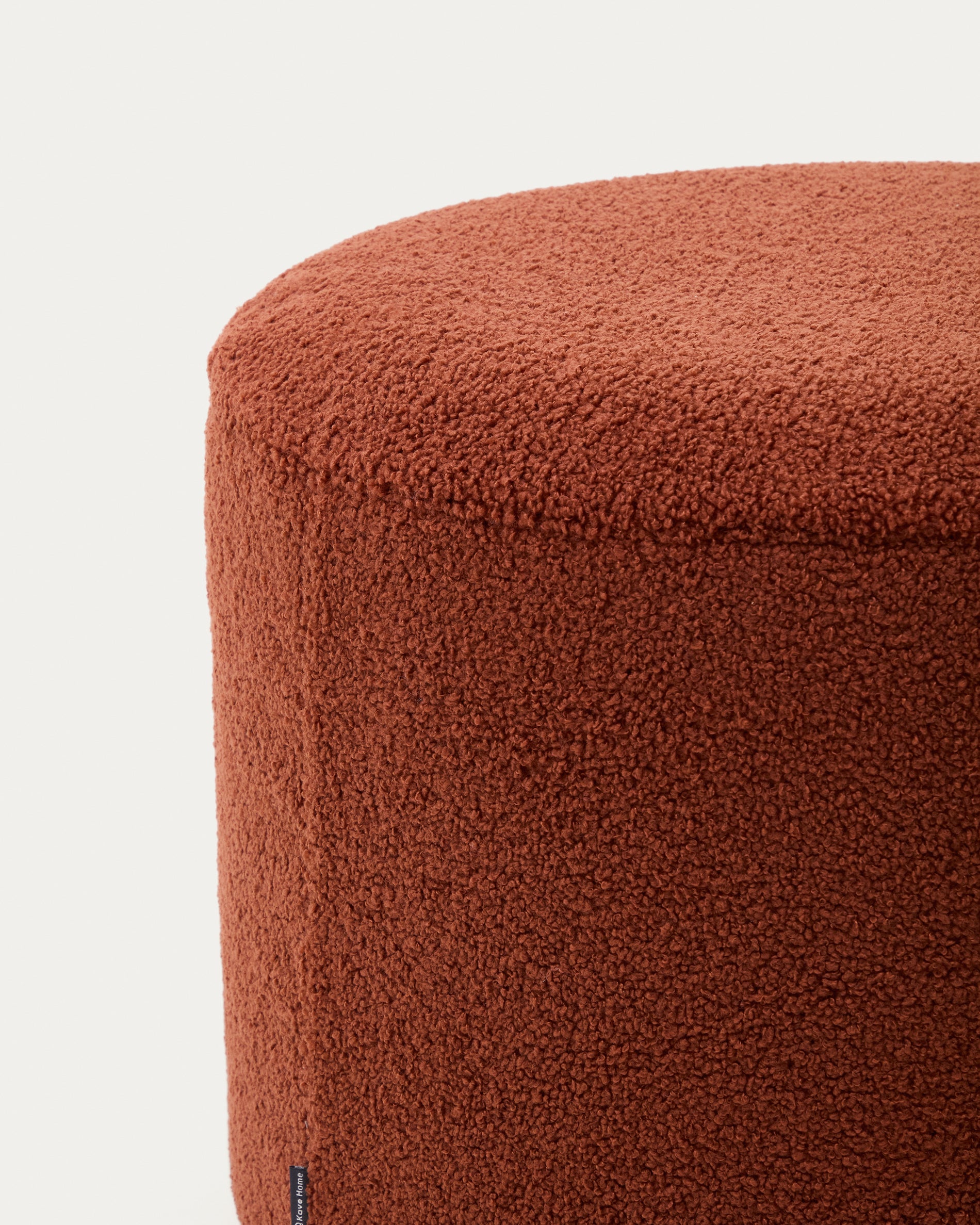 Kaeli footrest with removable cover in terracotta bouclé Ø 60 cm - Detail
