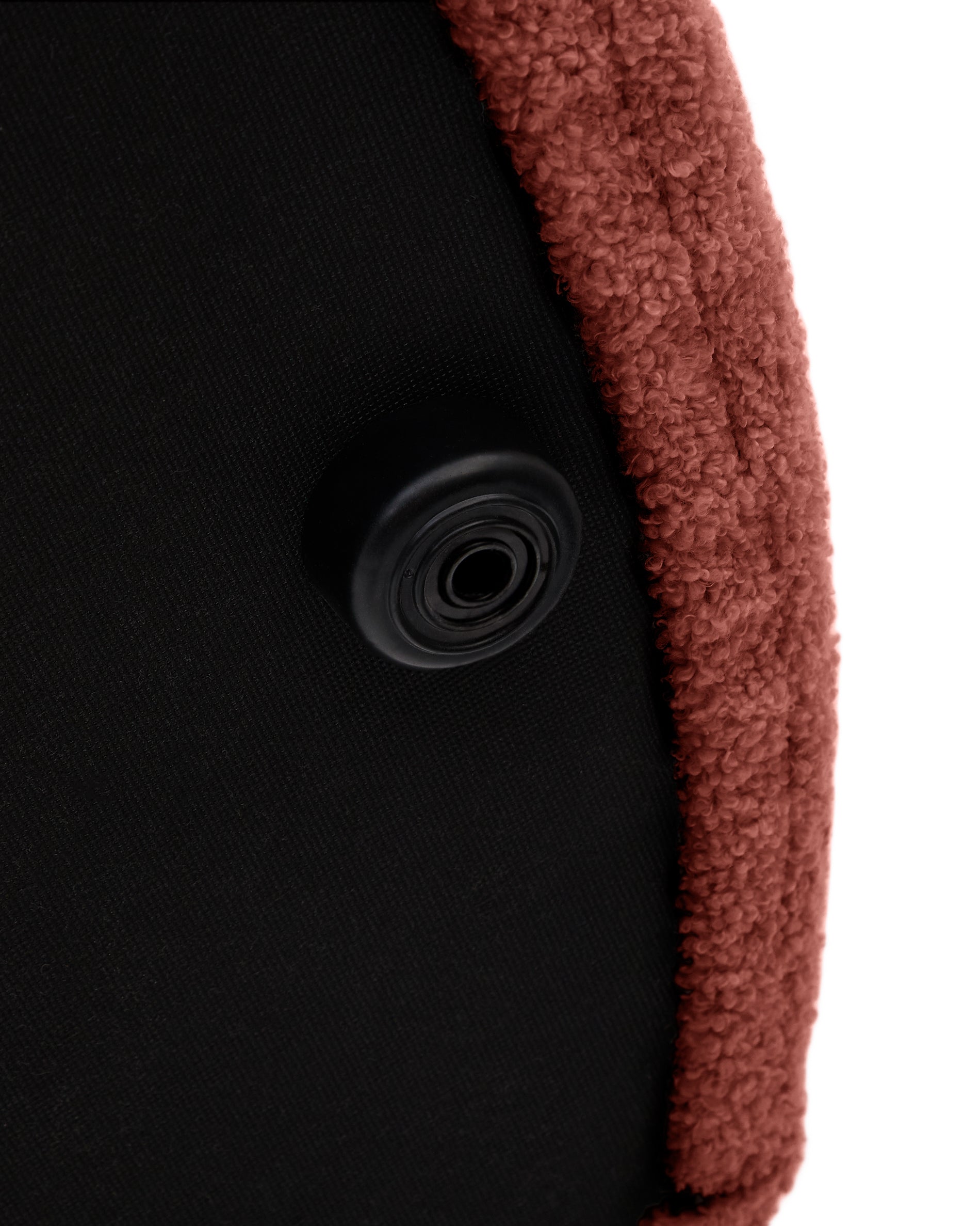 Kaeli footrest with removable cover in terracotta bouclé Ø 60 cm - Detail