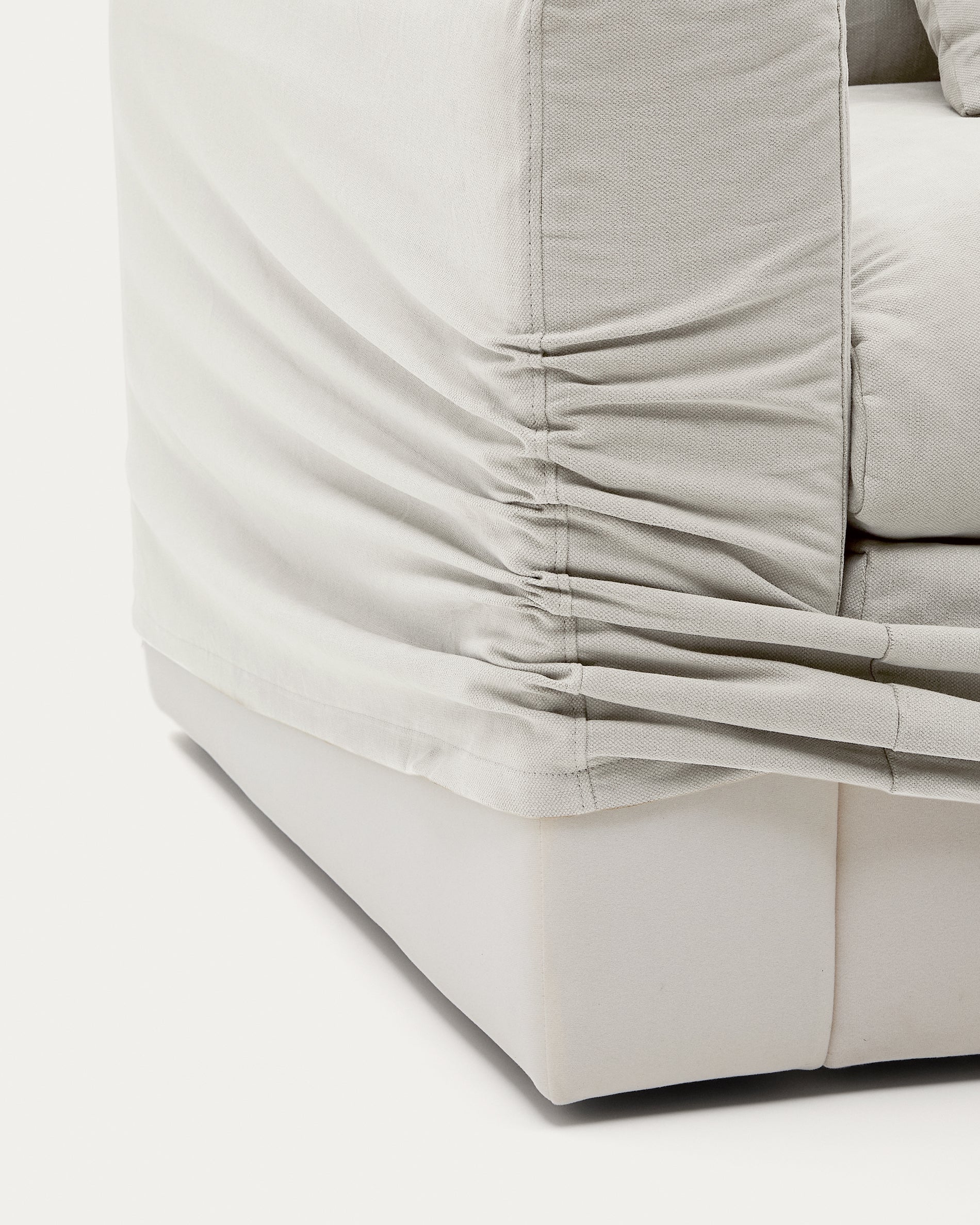 Nora armchair cover made of ecru linen and cotton 140 cm