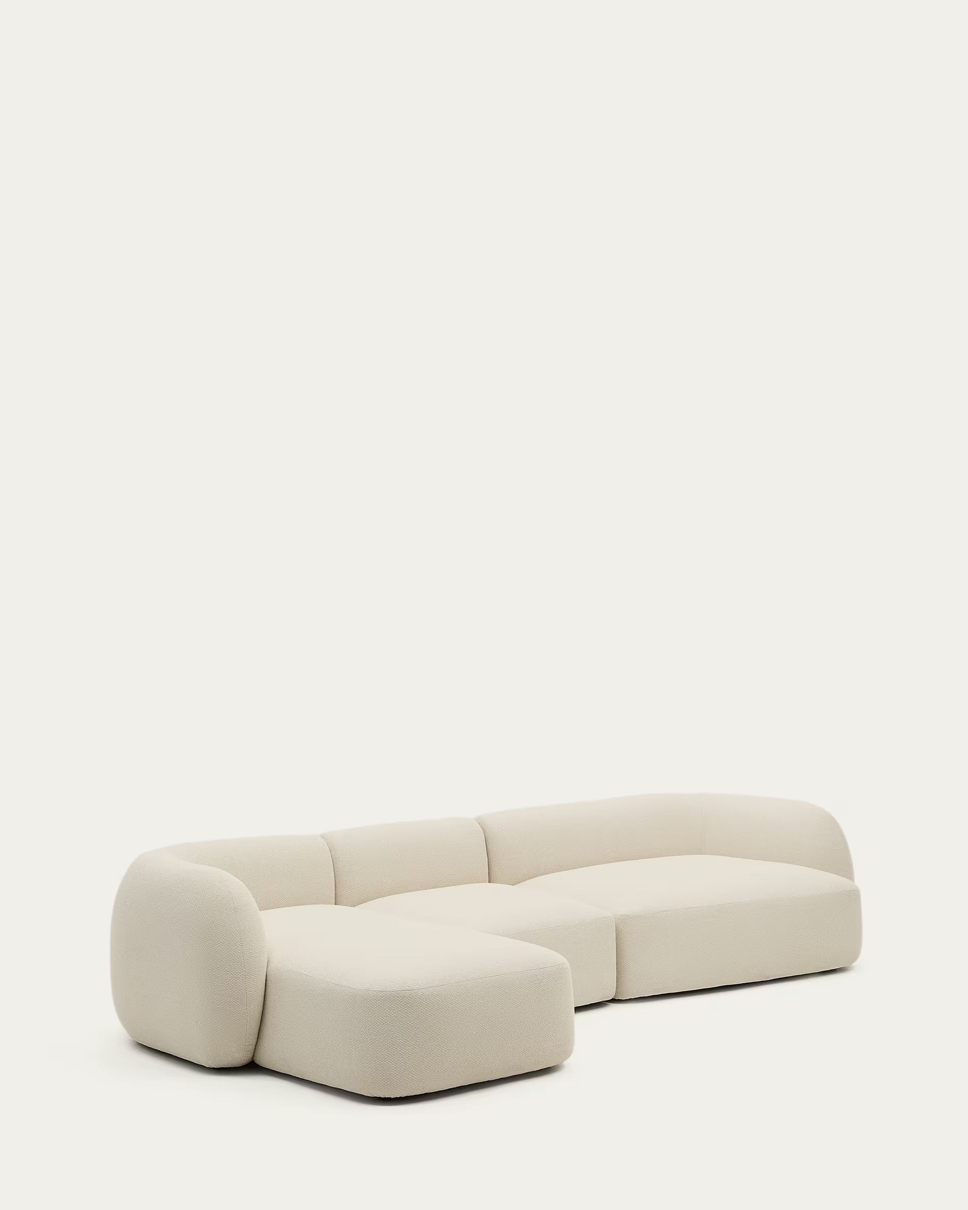 Ekrü-colored, modular, 4-seater Martina sofa with chaise longue section on the left, 377 cm.