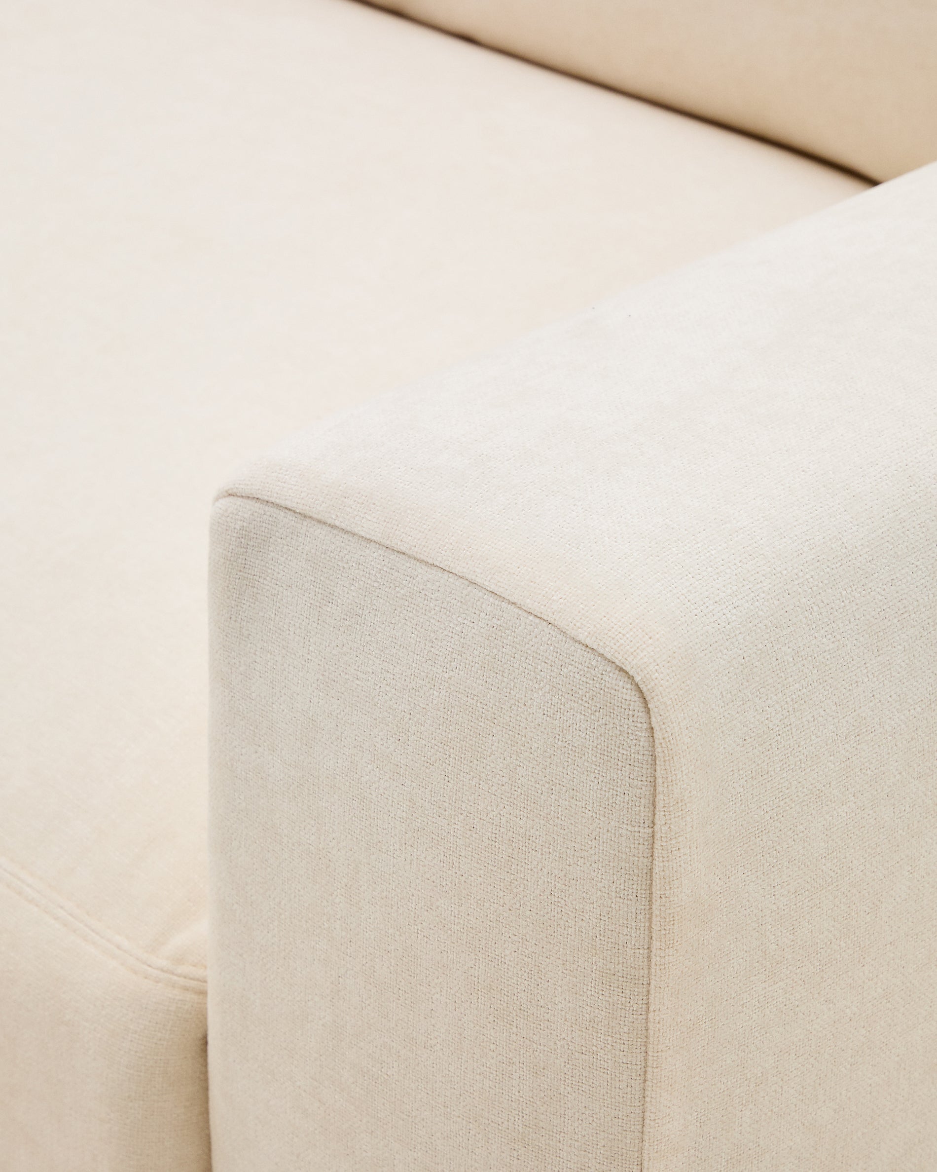 Alea ecru chenille 4-seater modular sofa with left chaise longue and removable cover 310cm - Detail