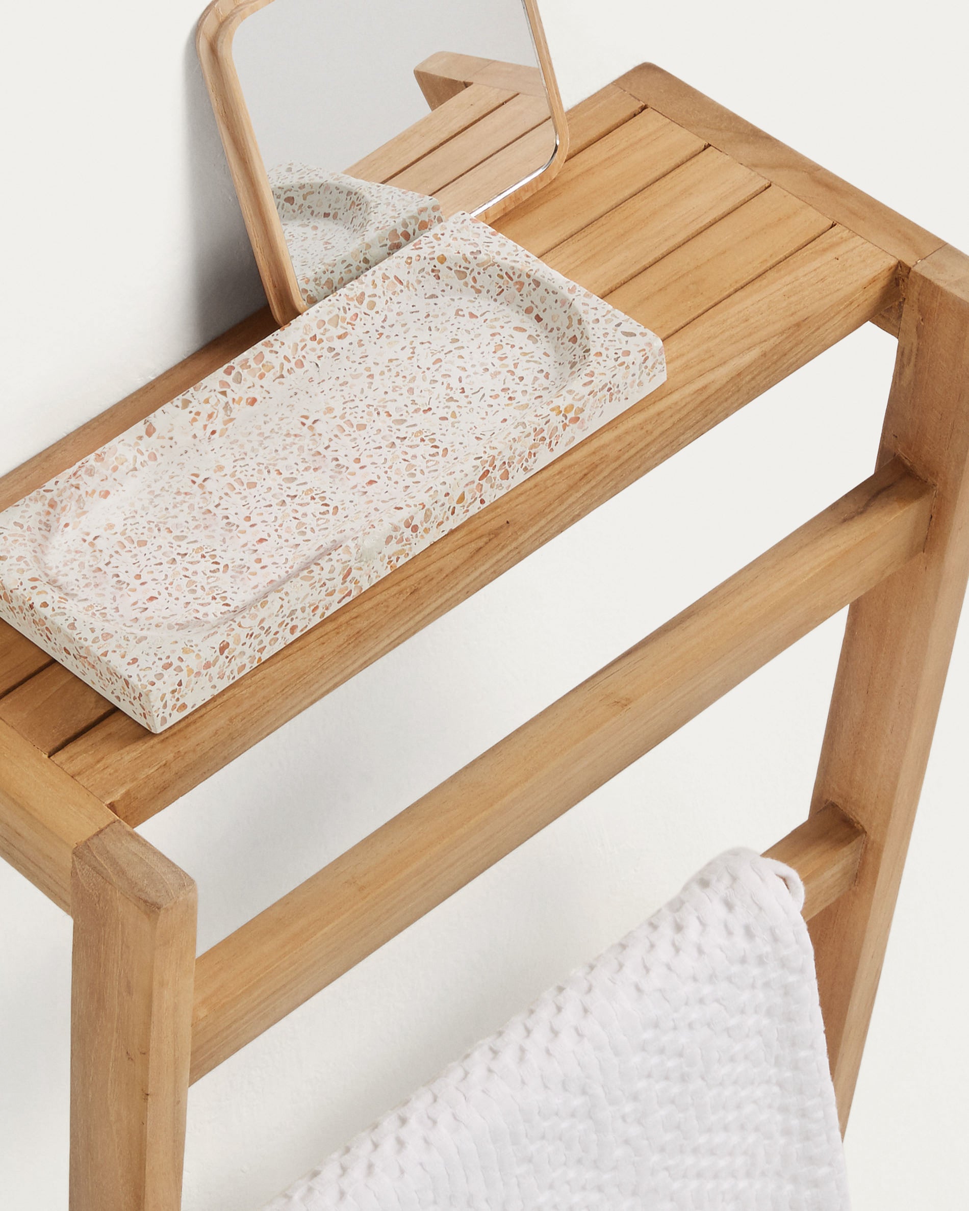 Wall towel rack Kuveni 40 x 63 cm - Detail