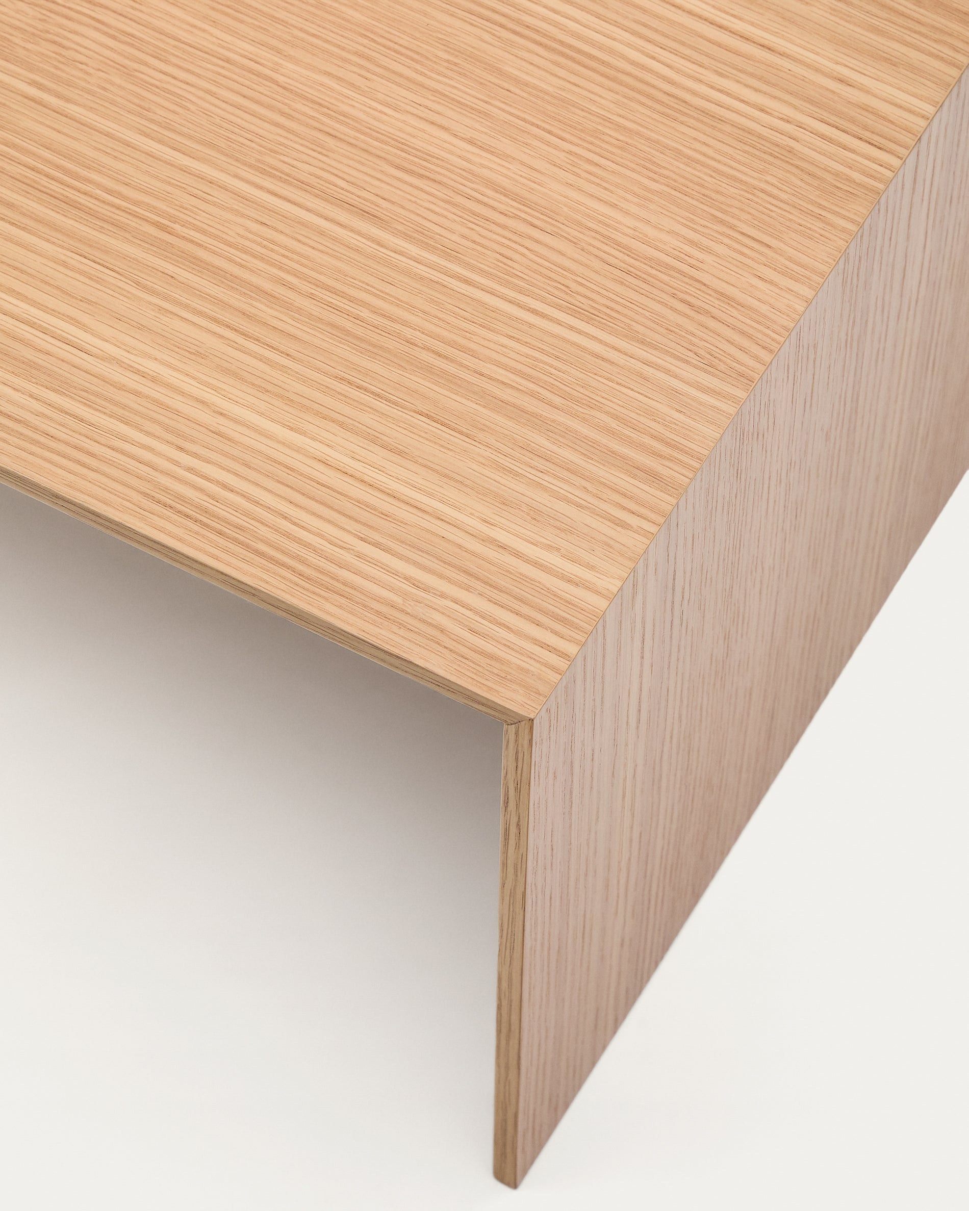 Litto oak veneer coffee table, 140 x 70 cm - Detail