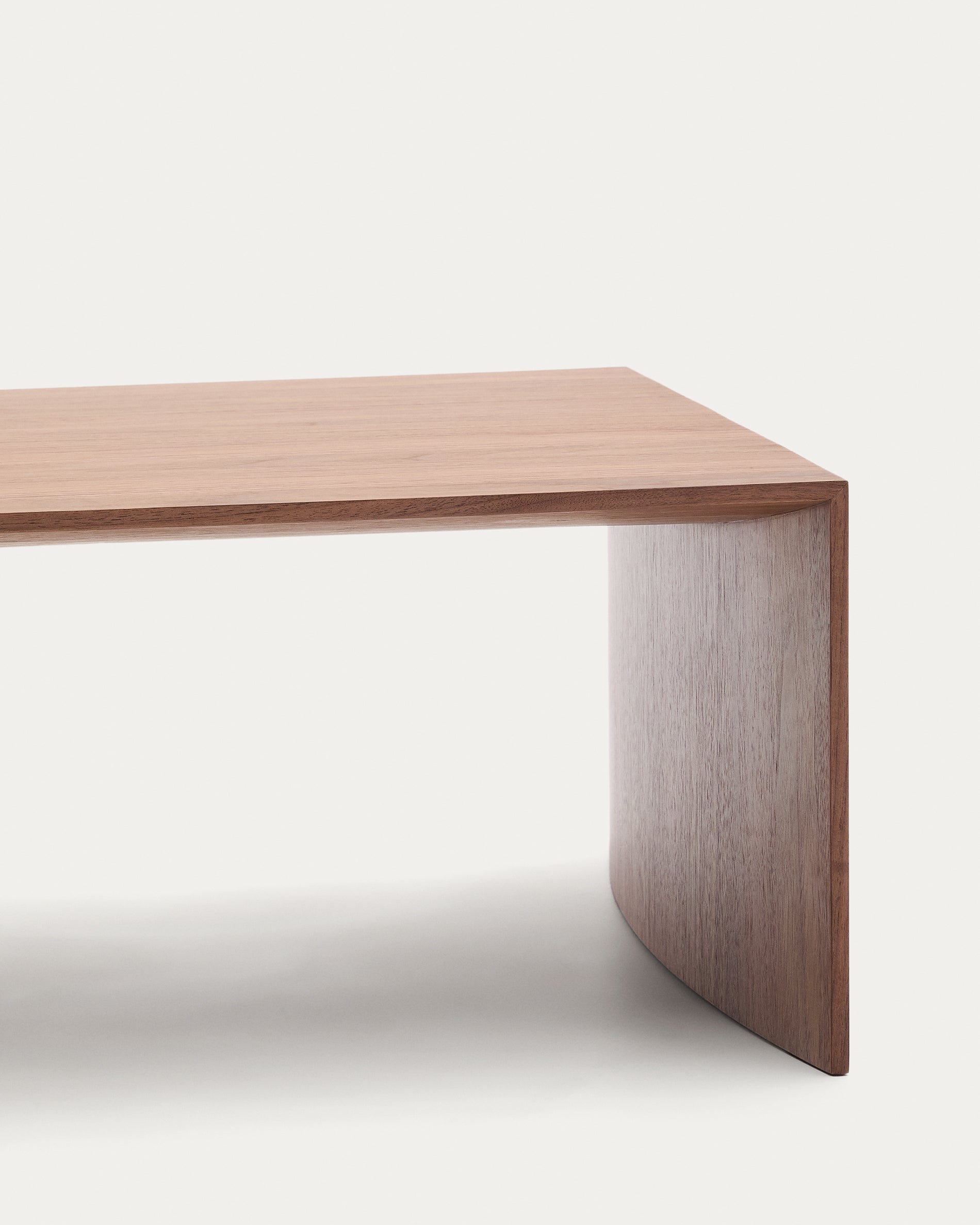 Litto walnut veneer coffee table, 140 x 70 cm - Detail